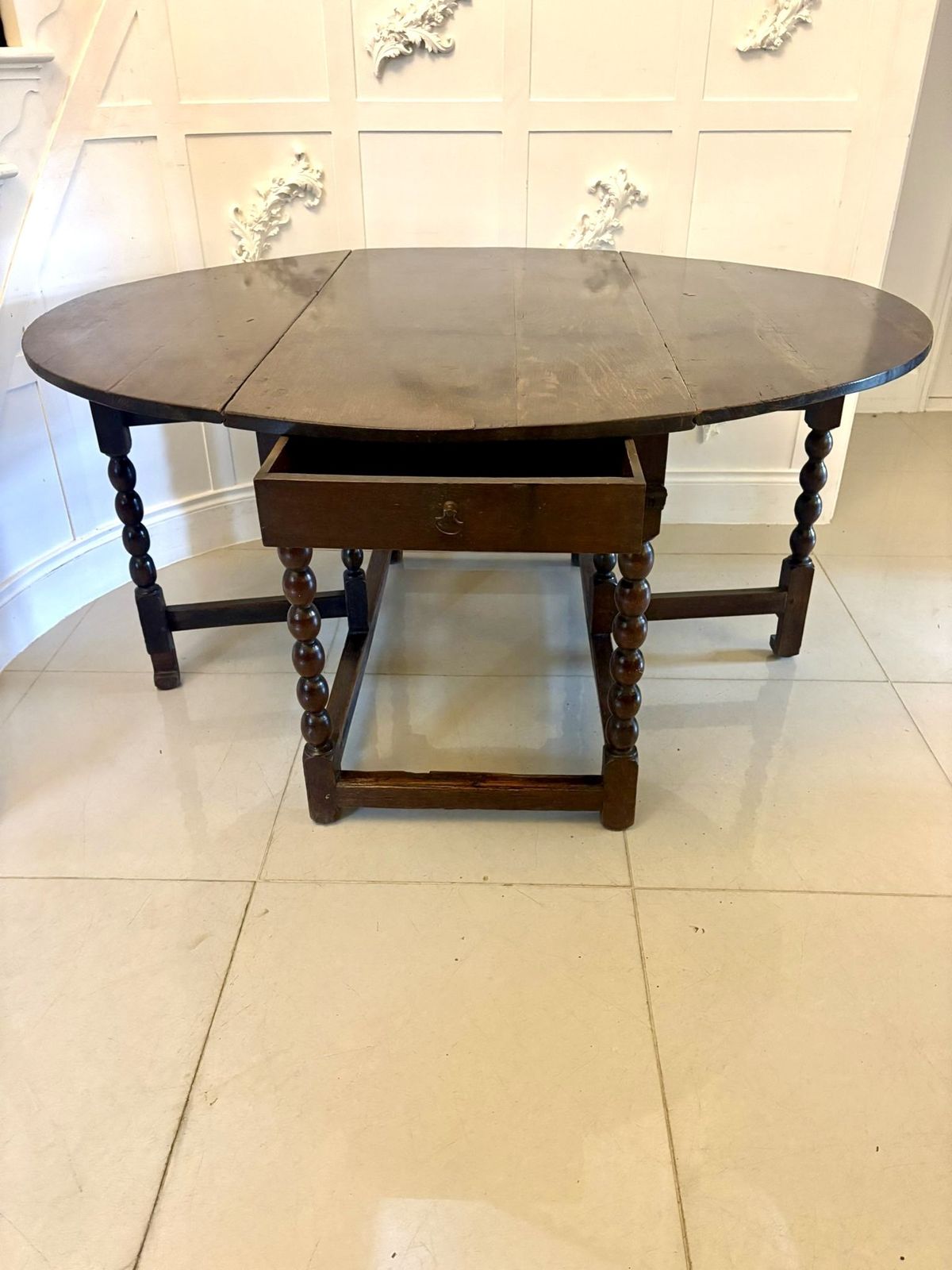 photo for sale Exceptional Quality Antique 17th Century Oak Gateleg 6 Seater Dining Table With Bobbin Turned Legs