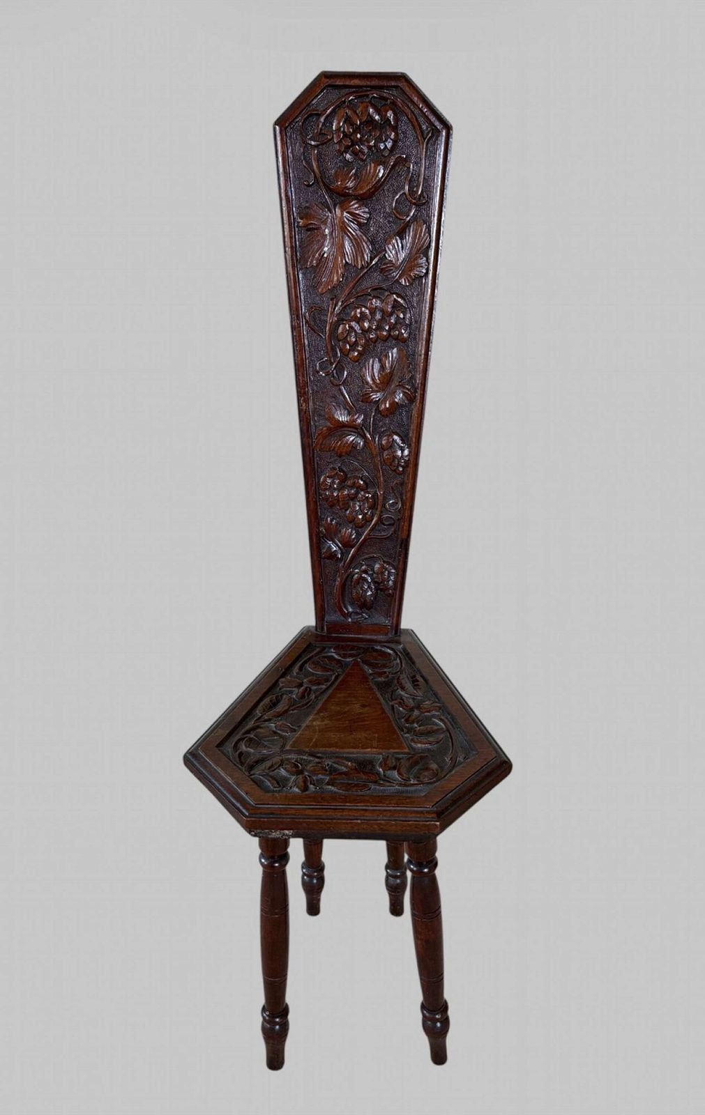 A Lovely Welsh Spinning Chair, 1910s