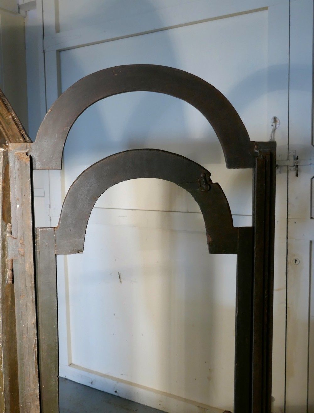 French Château De Chasse, Sedan Chair, Original Unrestored Circa 1740 photo Furniture
