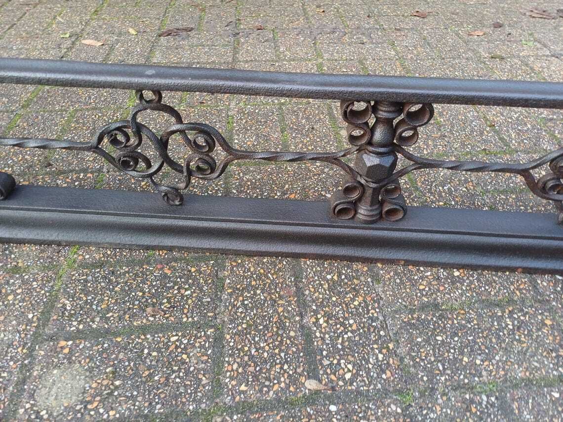 Grand Vintage Victorian Cast Iron And Steel Fireplace Fender 35kg Ornate Scrollwork Original Antique Architectural photo vintage