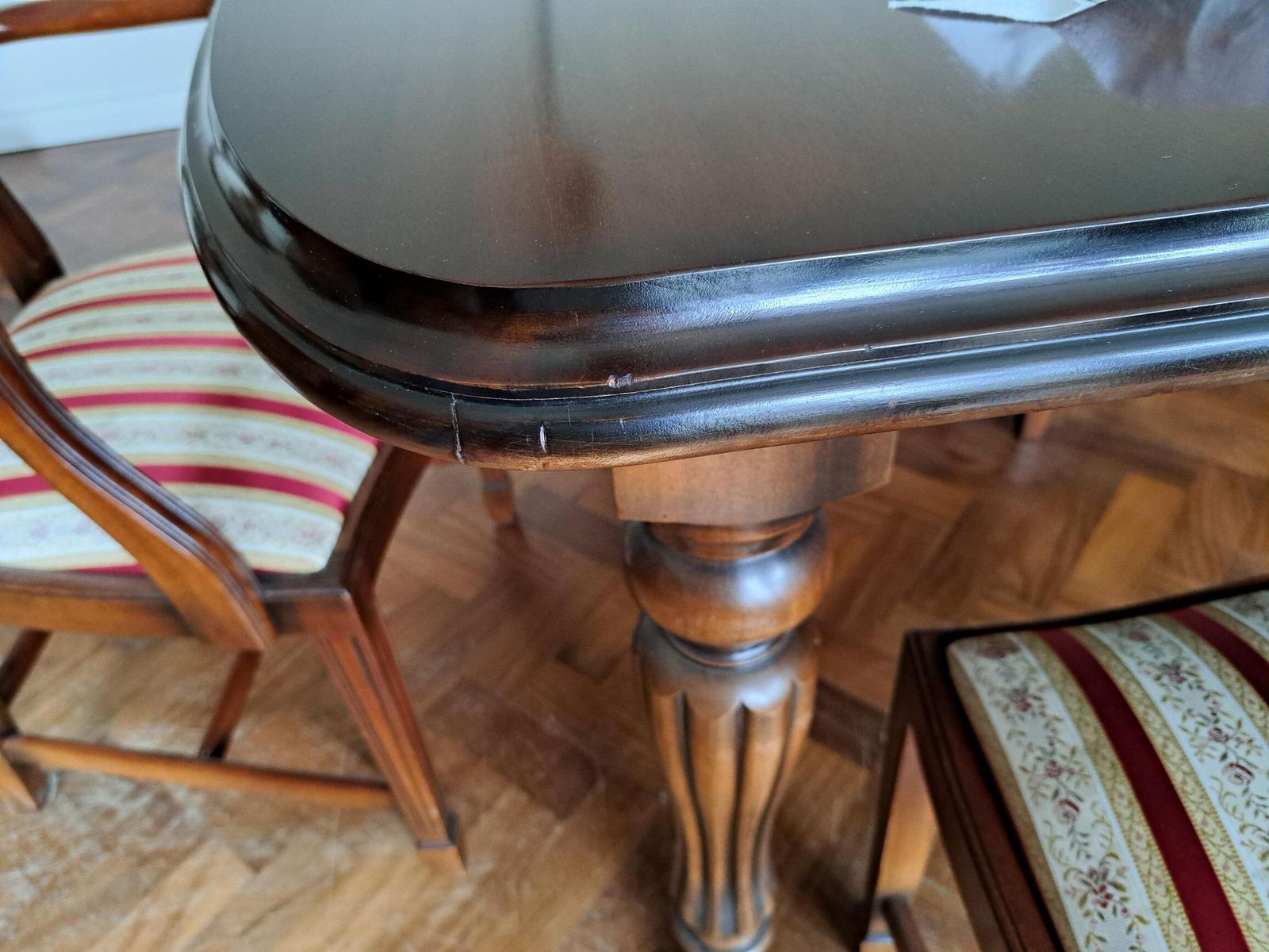 Magnificent Regency Style 11' Mahogany Dining Table And 12 Chairs photo buy