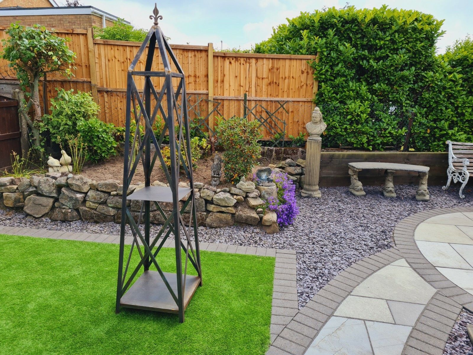 photo furniture Obliesk Plant Climb Sculpture Blacksmith Made England Delivery Available 0247
