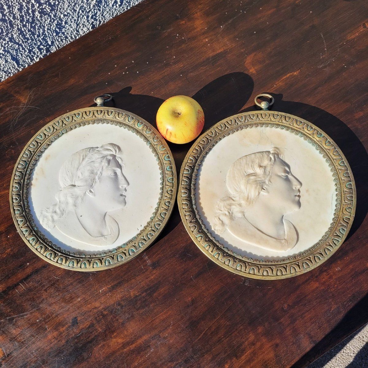 Two Bronze Framed Sculpted Marble Profiles, Diam 27cm, Early 19th Century photo Art
