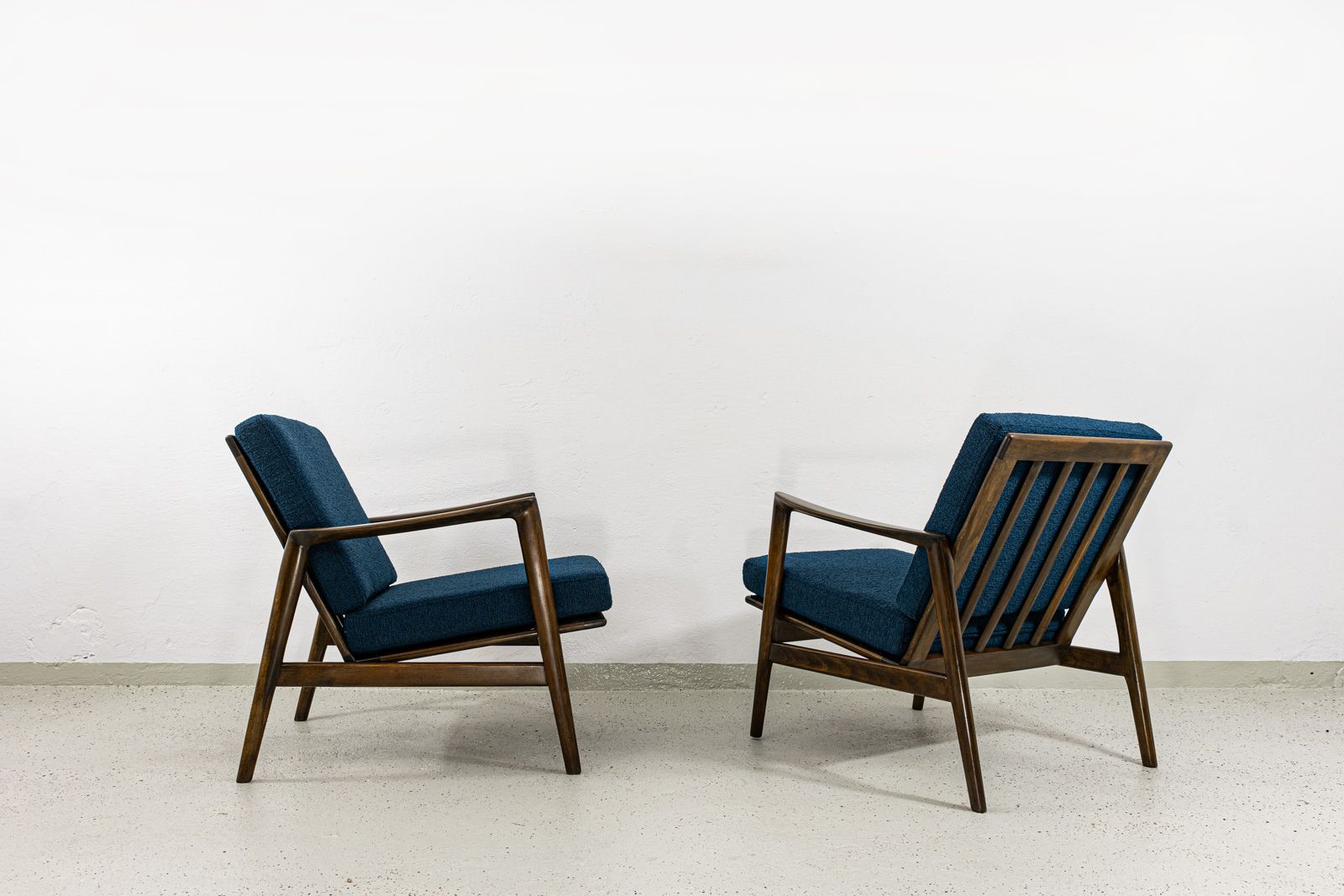 Mid Century Modern Armchairs By Sfm, Poland, 1960s, Set Of 2 photo vinterior