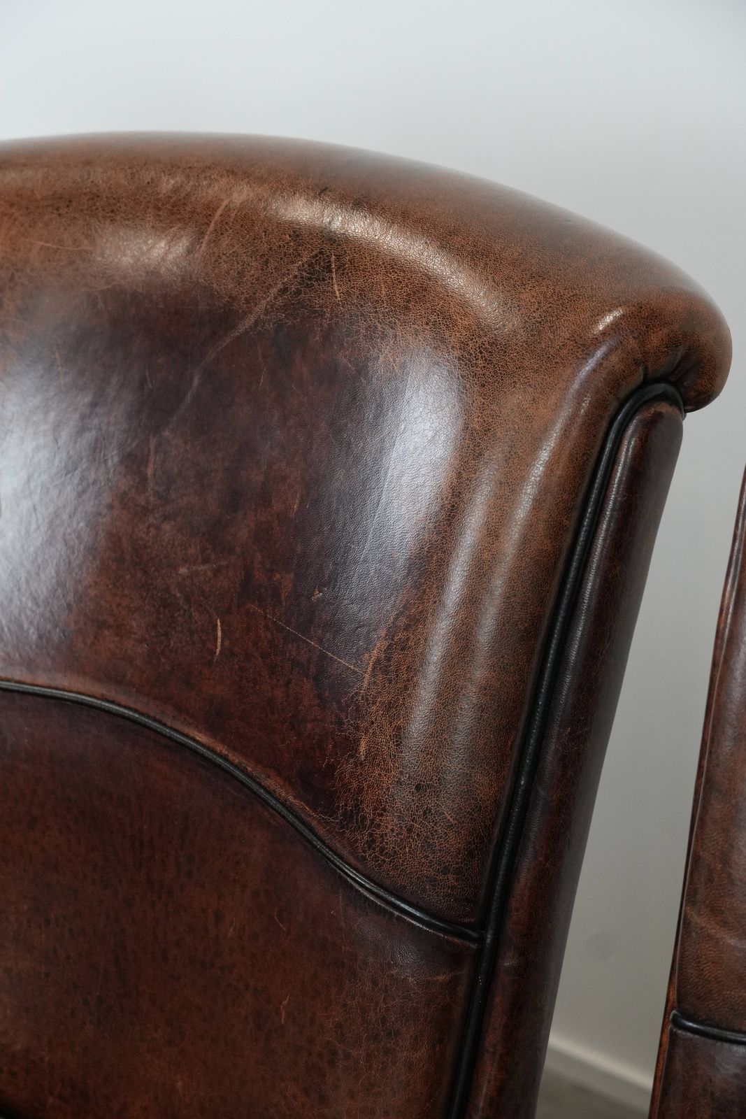 photo for sale Comfortable Set Of 4 Beautiful Sheepskin Dining Chairs With Character And Beautiful Warm Colors