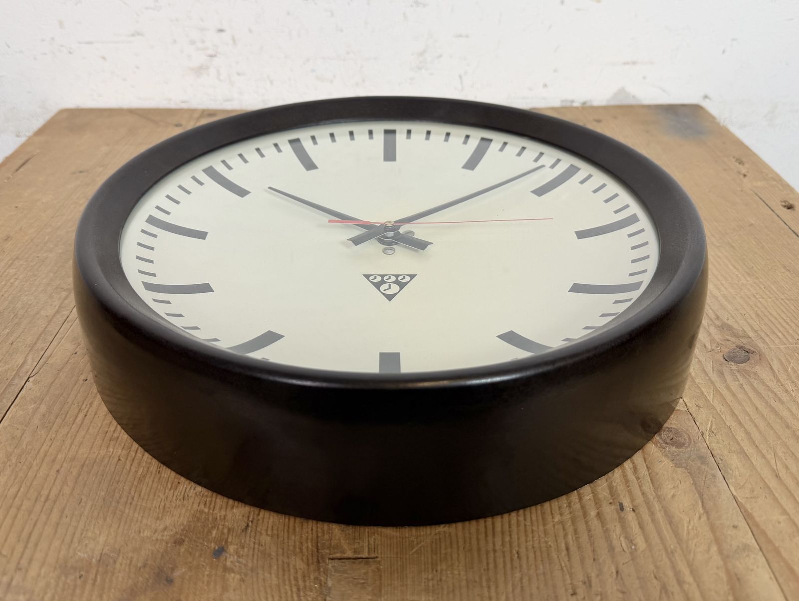 Industrial Brown Bakelite Factory Wall Clock From Pragotron, 1960s photo vintage