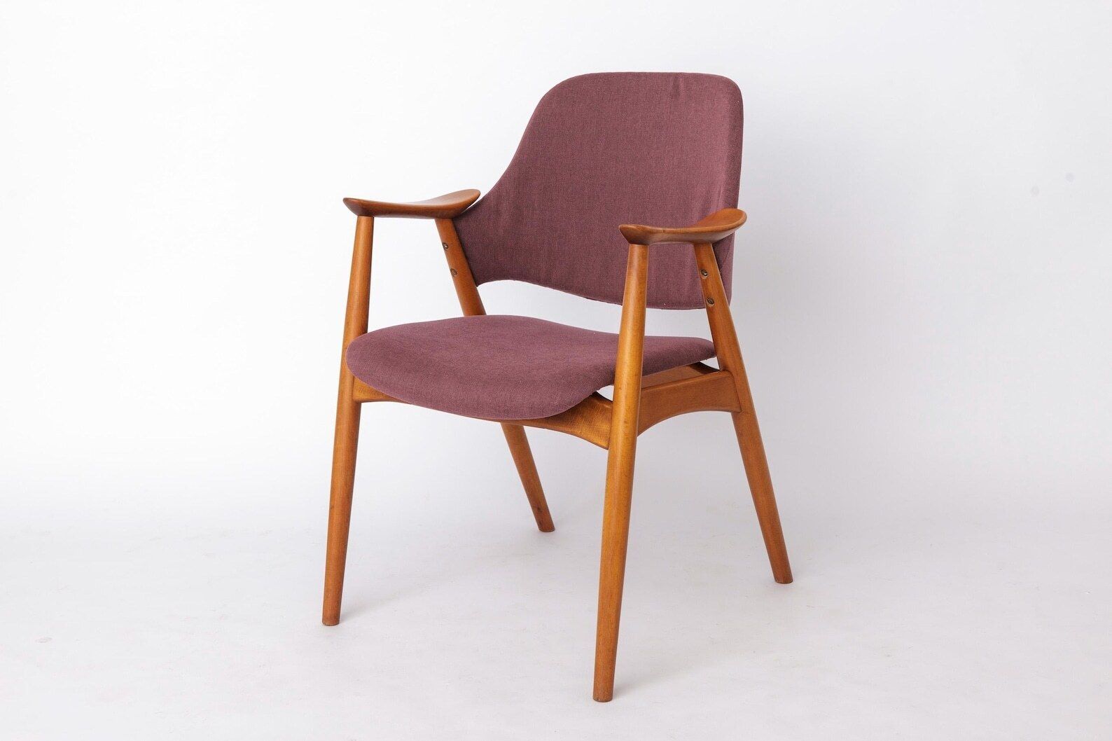 Vintage Lounge Stoelen, Set Van 4 – Duitsland, Ca. Jaren 1960, Beukenhout, Opnieuw Bekleed, Mid Century Woonkamerstoelen photo vintage