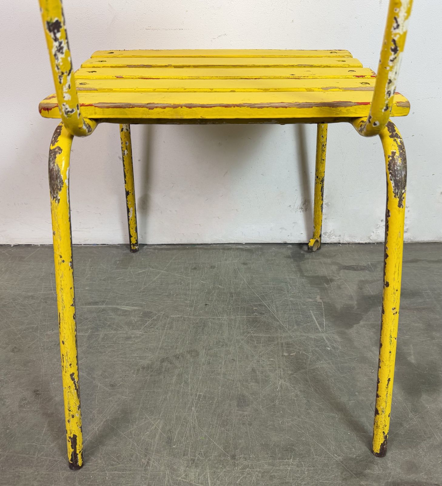 photo vinterior Vintage Yellow Chair, 1960s, Iron