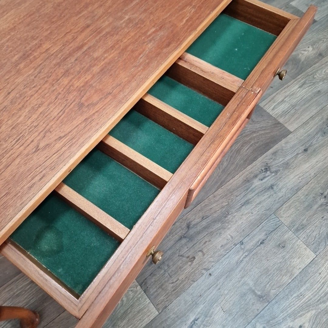 photo buy Vintage Wooden Coffee Table With Drawer – Queen Anne Legs – Oak Wood Retro Side