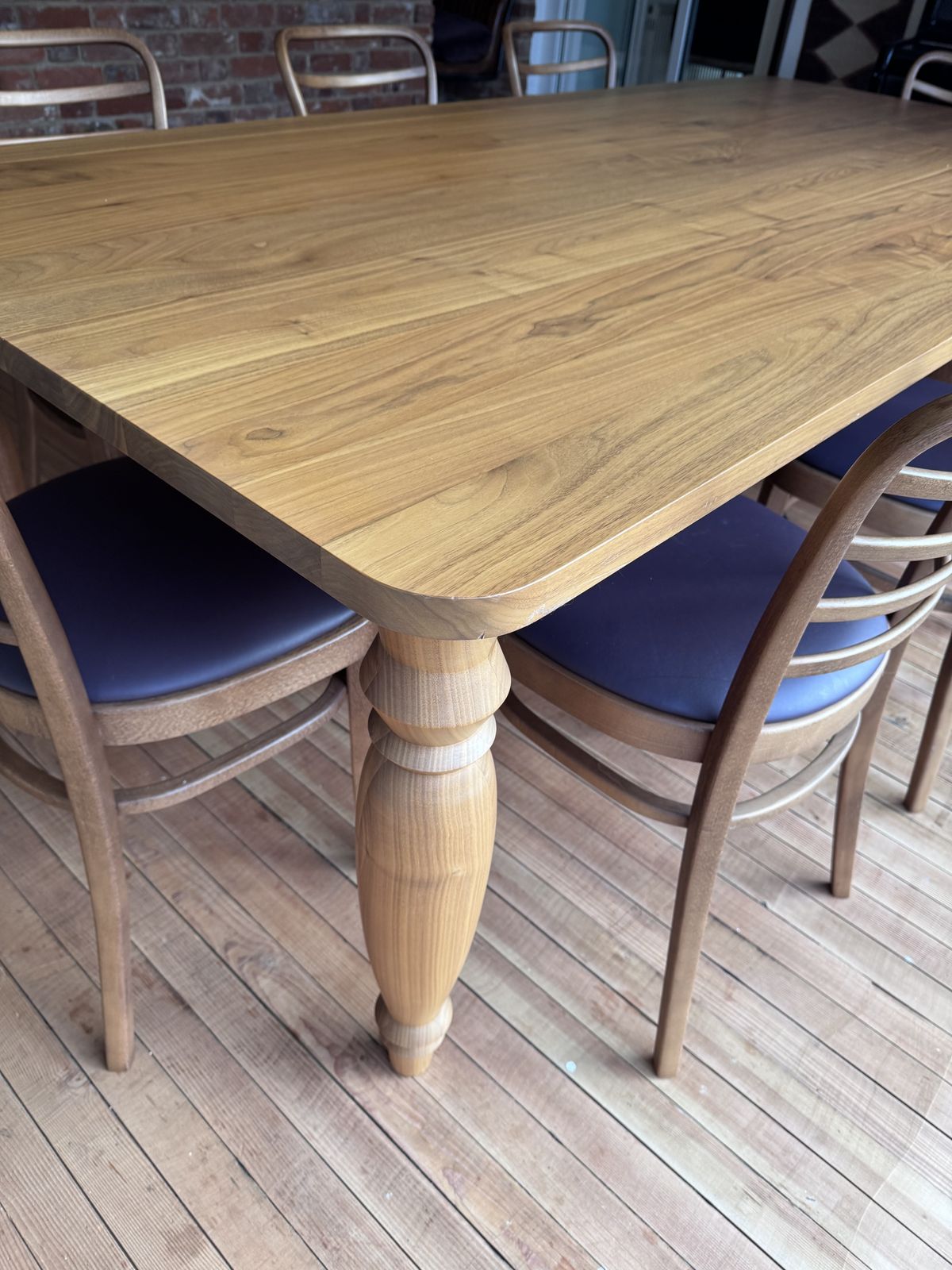Benchmark Mrs B Dining Table In Walnut Designed By Russel Pinch With 8 Leather Upholstered Vienna Dining Chairs photo vintage