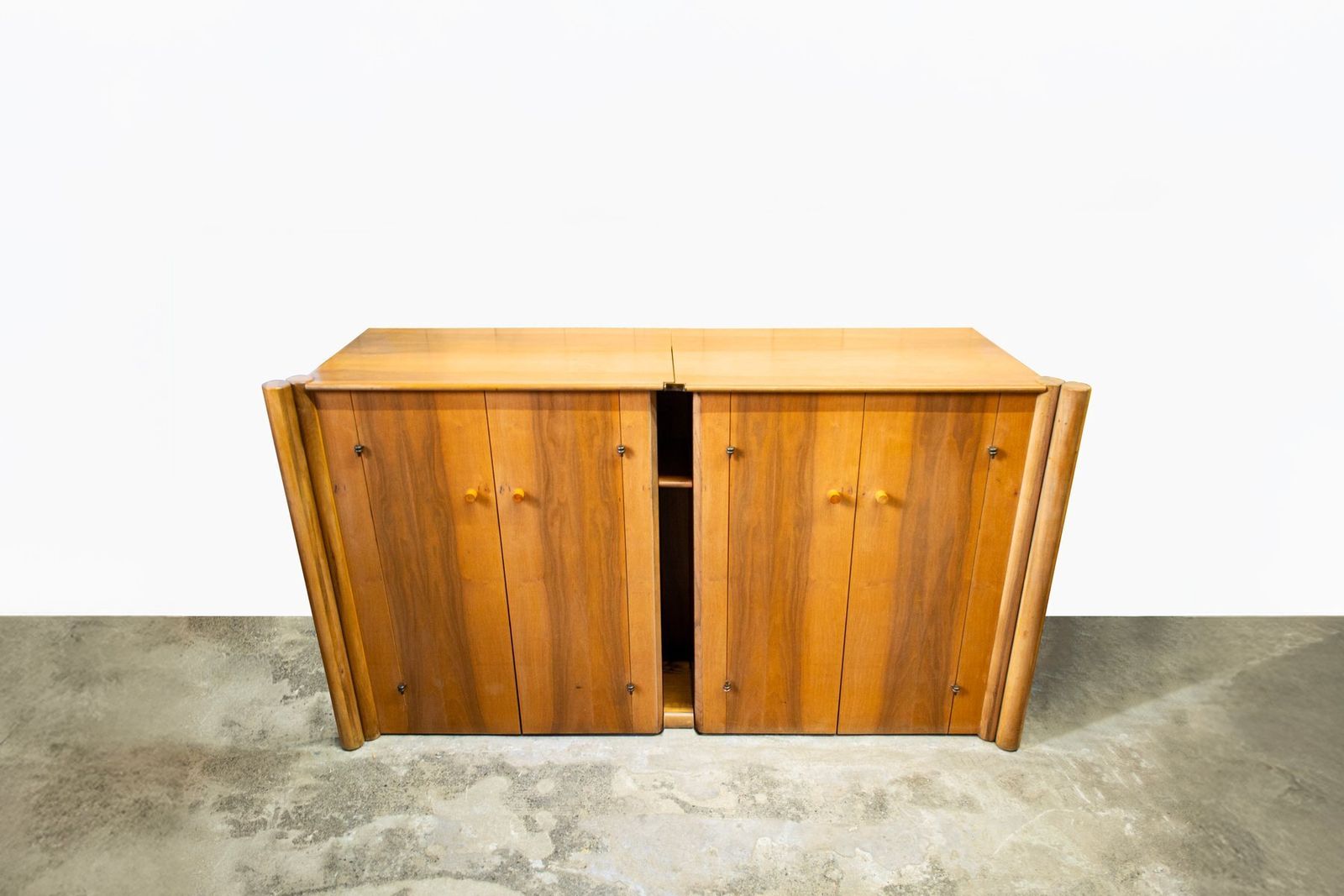 Scuderia Horizontal Four Door Walnut Sideboard By Carlo Scarpa For Bernini Italia, 1977 photo vintage