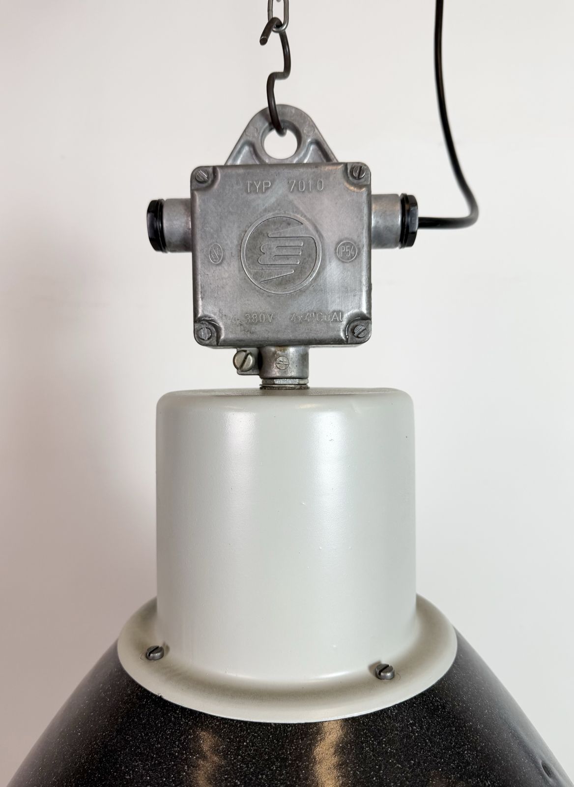 Large Industrial Enamel Factory Pendant Lamp From Elektrosvit, 1960s, 49x photo Lighting