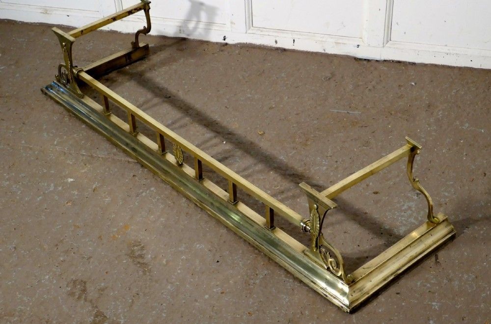 Large Victorian Art Nouveau Brass Fender