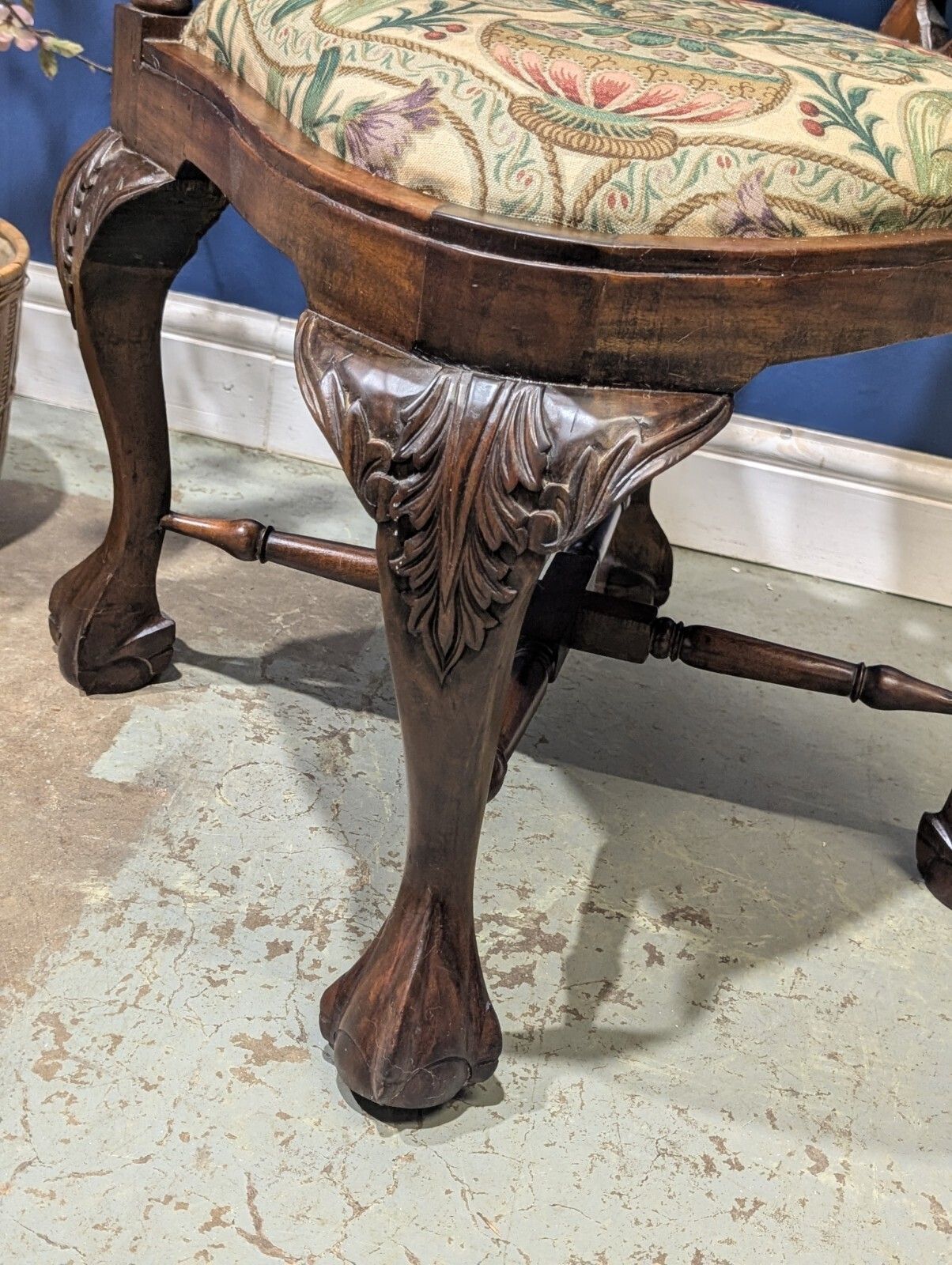 Chippendale Style Mahogany Corner Chair Edwardian Hall Ornate Carved Claw Feet photo furniture