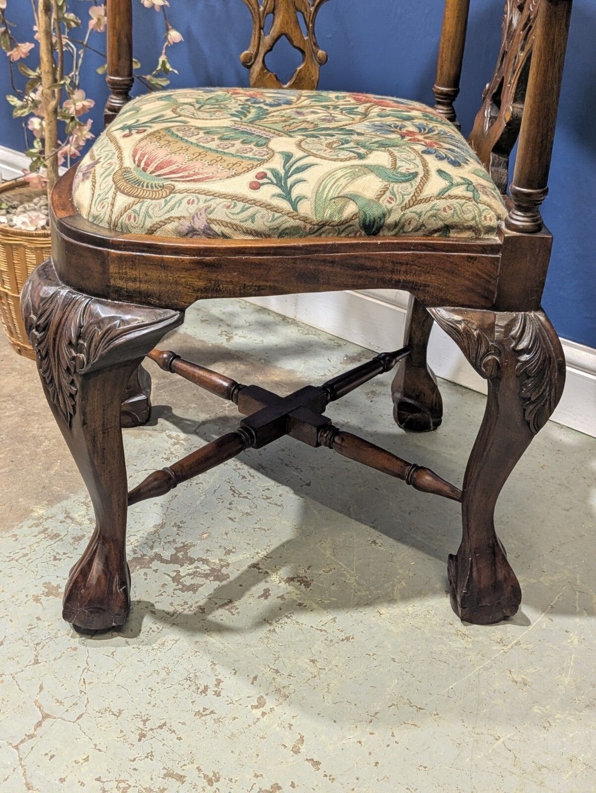 Chippendale Style Mahogany Corner Chair Edwardian Hall Ornate Carved Claw Feet photo 225.0