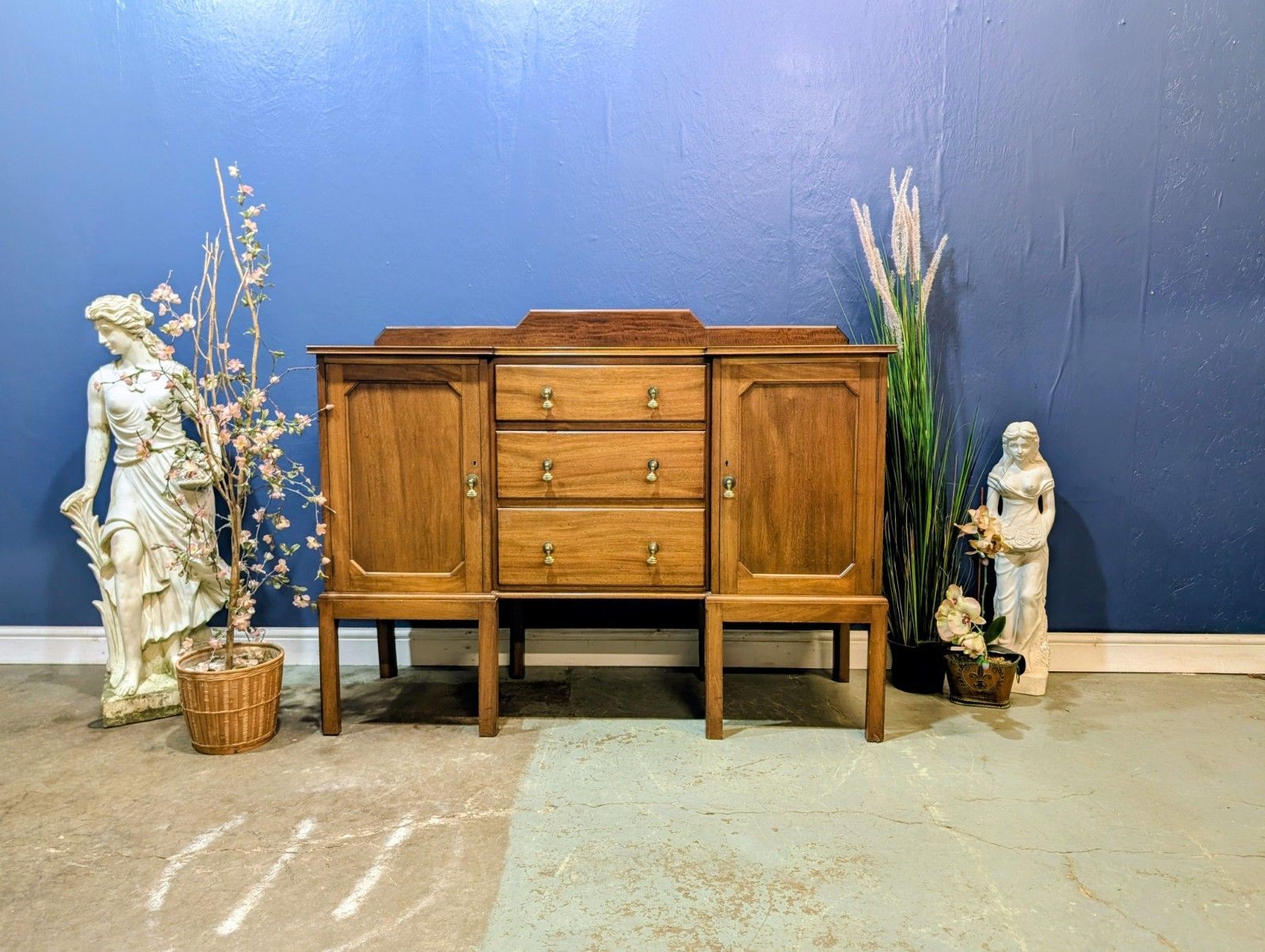 Antique Edwardian Mahogany Sideboard Buffet Cabinet Cupboard Drawers Service