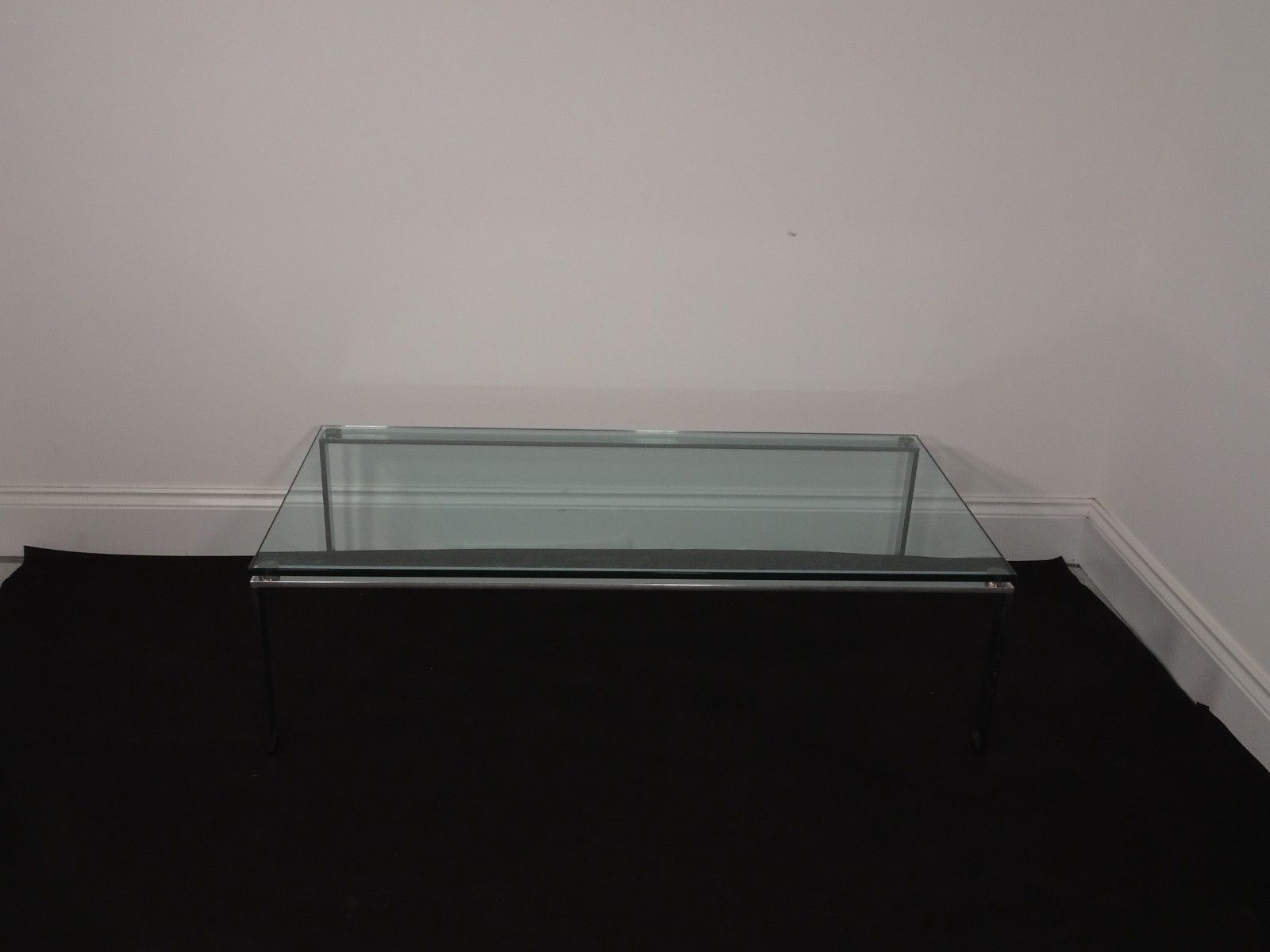 photo furniture Walter Knoll Foster Crystal Table