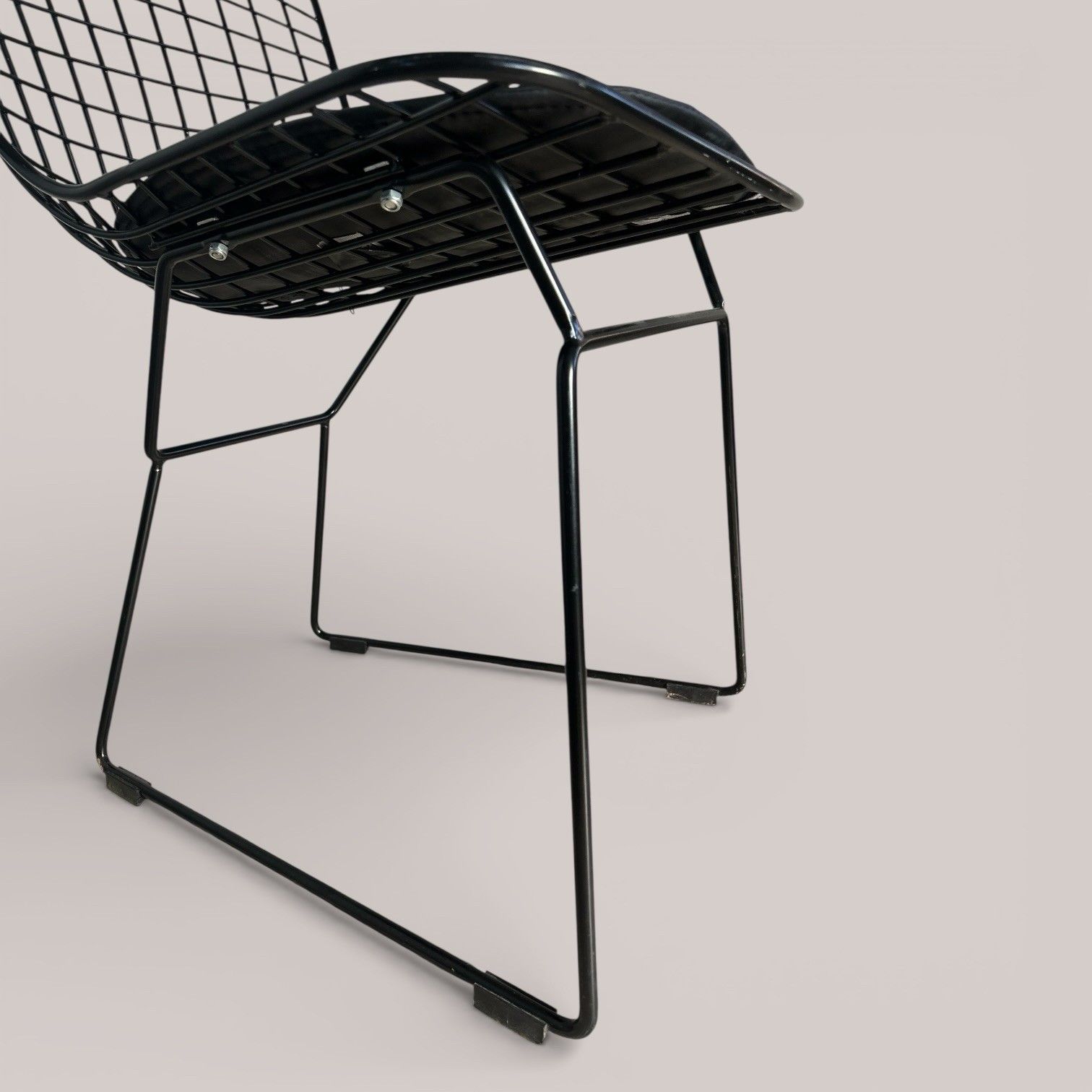 Harry Bertoia Wire Side Chair Knoll International– Black photo for sale