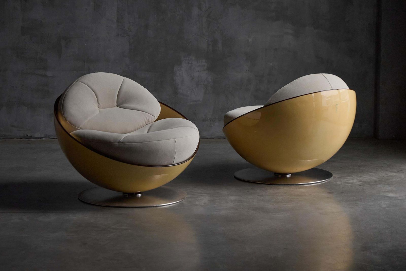 Esfera Lounge Chairs By Ricardo Fasanello, Brazil, Late 1960s photo for sale