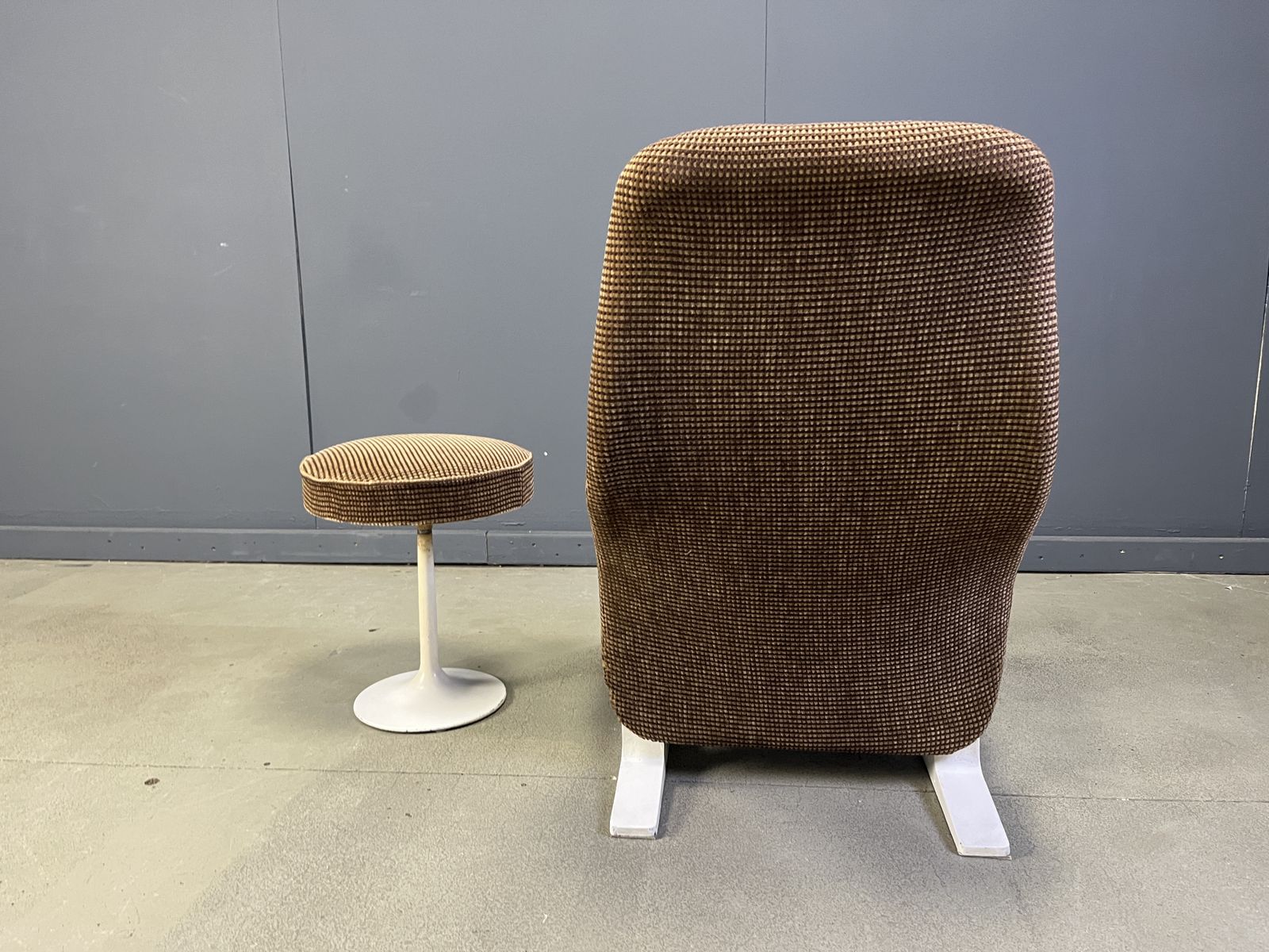 Pierre Paulin Concorde F784 Chair, 1970s photo vinterior