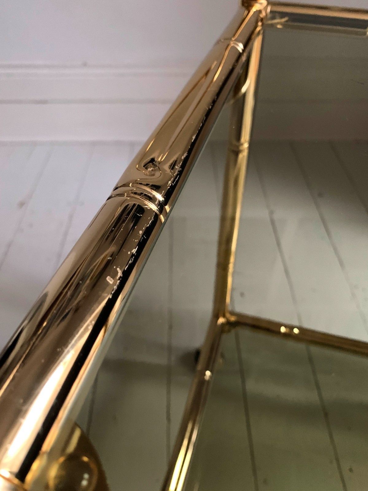 photo vintage Vintage 1970s Faux Bamboo Two Tier Brass & Glass Cocktail Drinks Trolley Bar