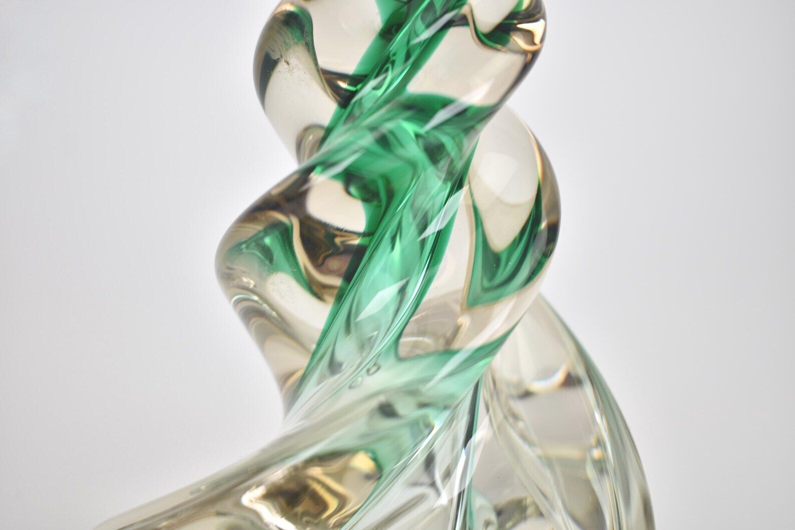 Vintage Frans Kristallen Tafellamp | Mid Century Smaragdgroene Accentlamp Voor Nachtkastje | Gedraaid Loodkristalglas | Val St Lambert Seguso Murano 1950 photo 251.0