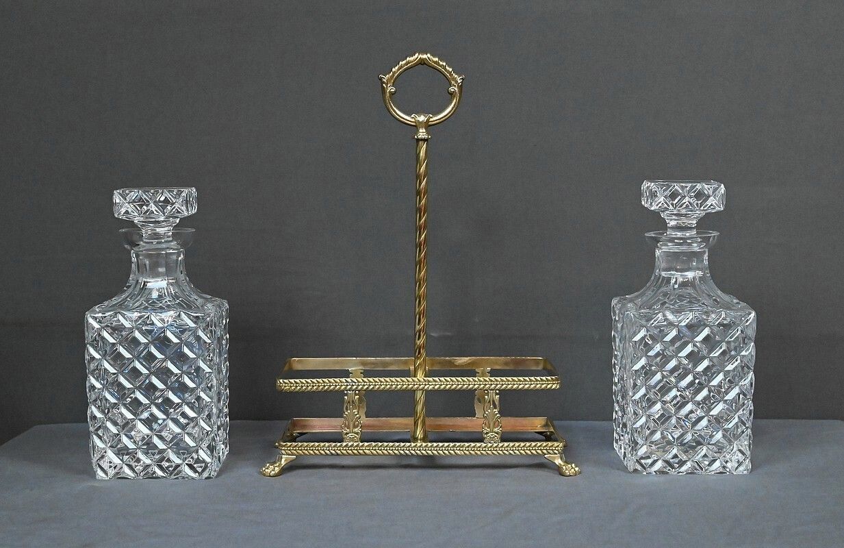 photo furniture Bronze & Crystal Liquor Cabinet – Late 19th Century