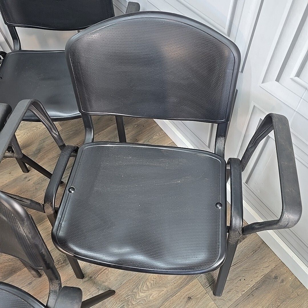 photo furniture 5 Stacking Office Chairs Black Conference With Arms Guest Visitor Waiting Room