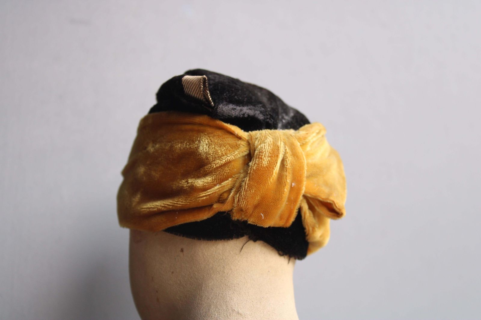 Papier Mâché And Fabric Bust Depicting An Elegant Woman Art Deco France 1920s photo buy