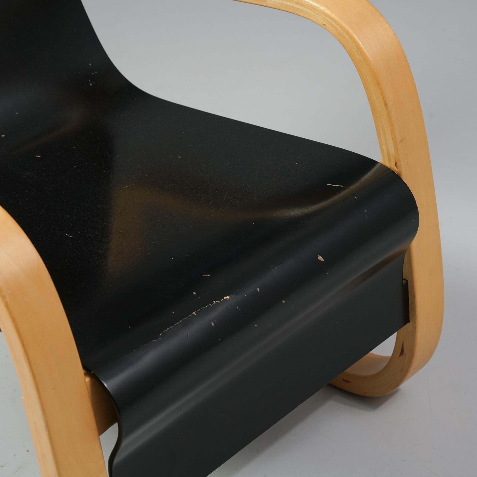 Model 42 "Pikku Paimio" Armchair, Alvar Aalto, Artek, Late 20th Century photo for sale