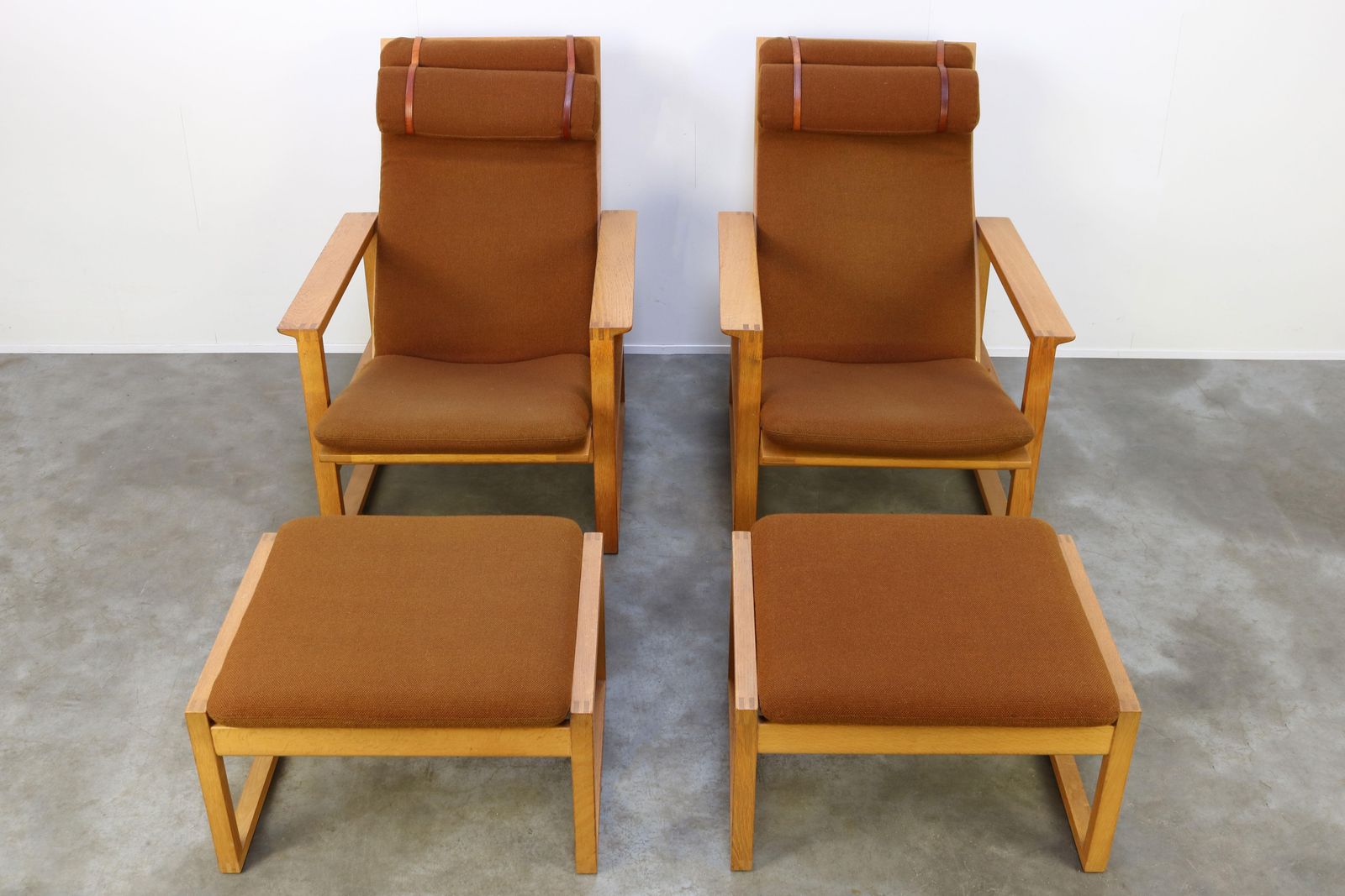 photo furniture Rare Pair Of Model 2254 Lounge Chairs By Børge Mogensen With Ottomans 1950s Wool