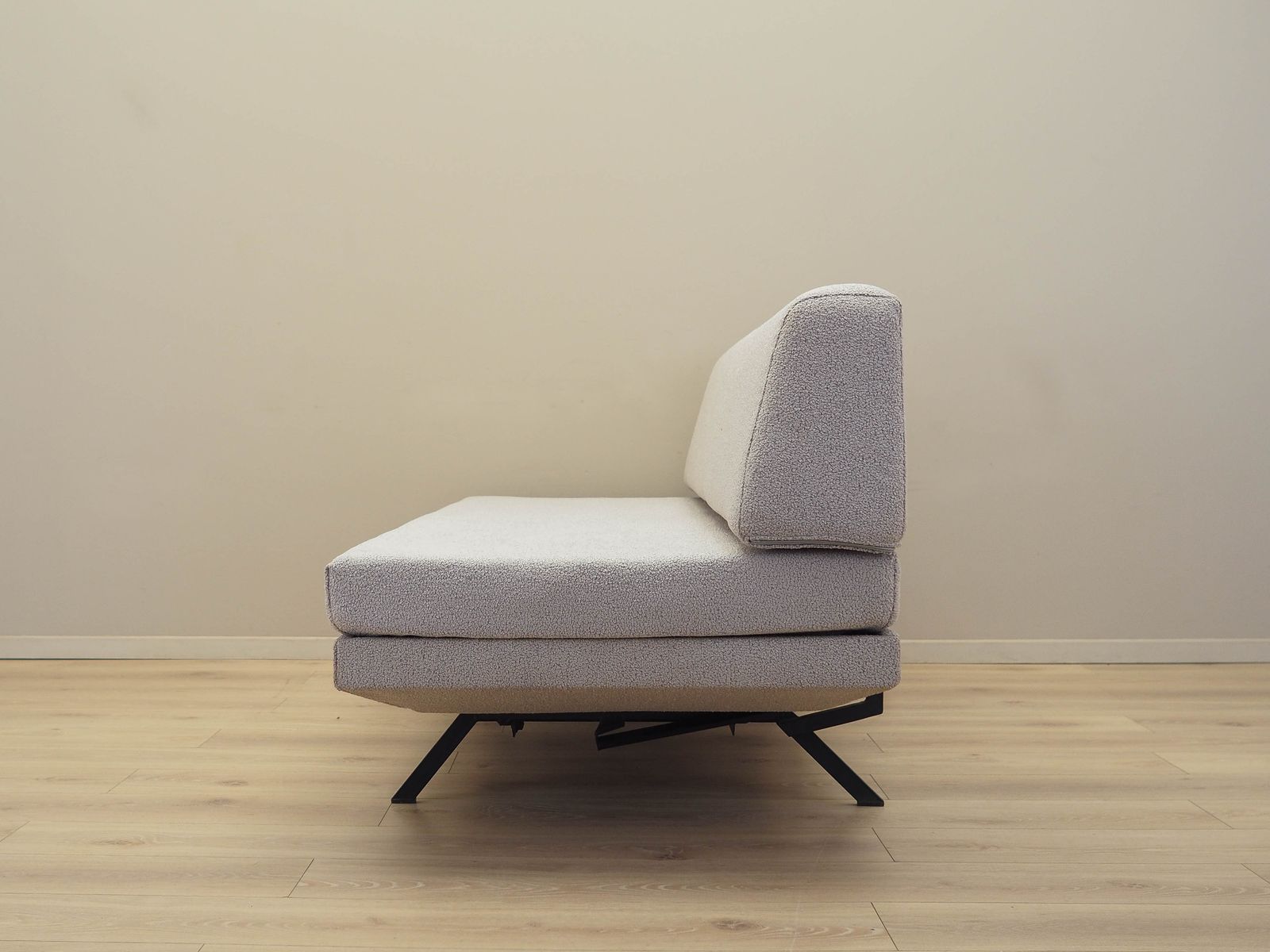 Daybed Sofa, Italian Design, 1970s, Manufactured: Italy photo Furniture