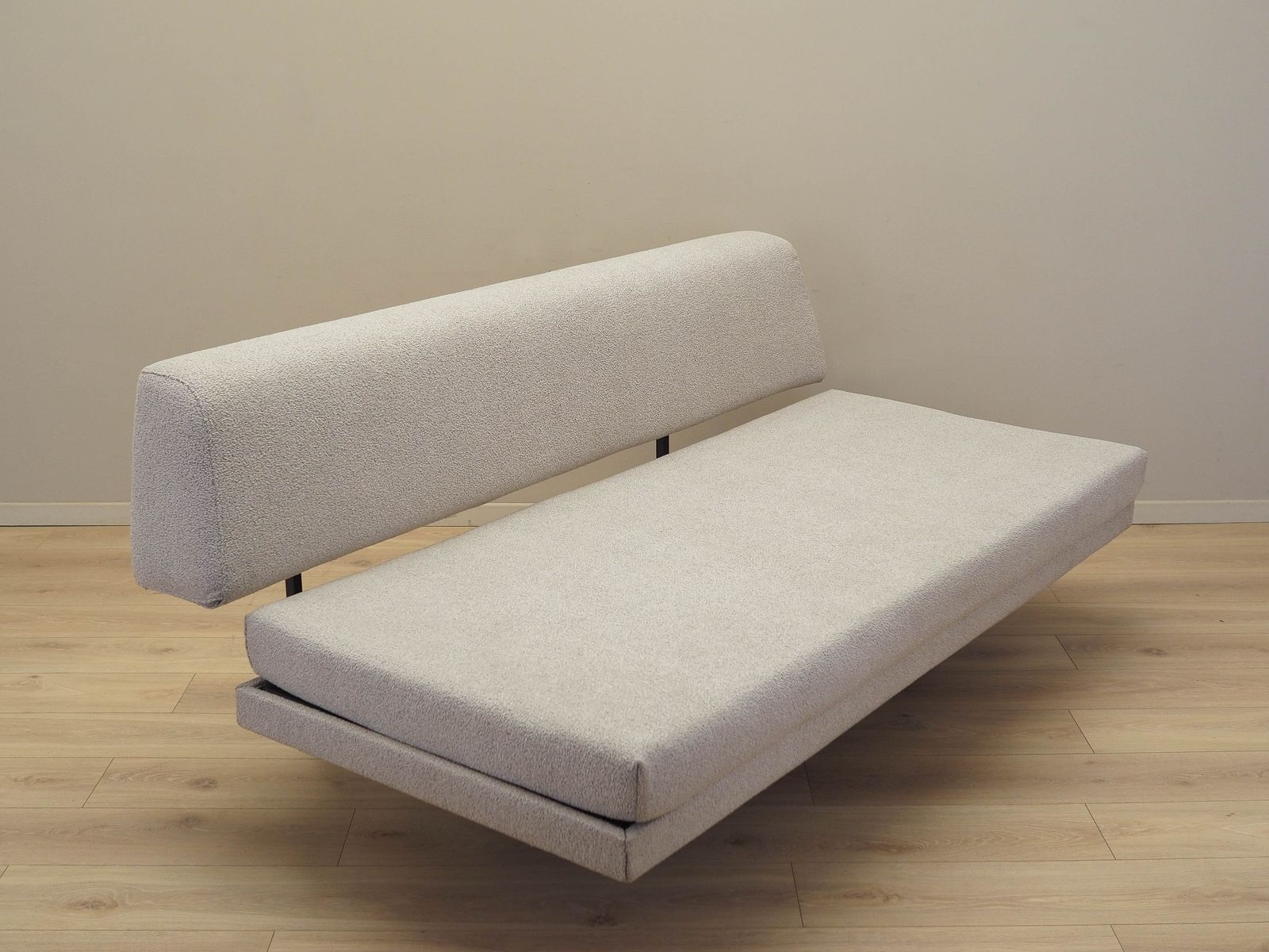 Daybed Sofa, Italian Design, 1970s, Manufactured: Italy photo buy