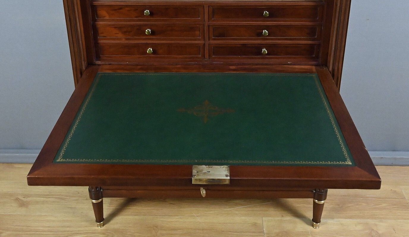photo vintage Mahogany Secretary Desk, Louis XVI Period – Late 18th Century