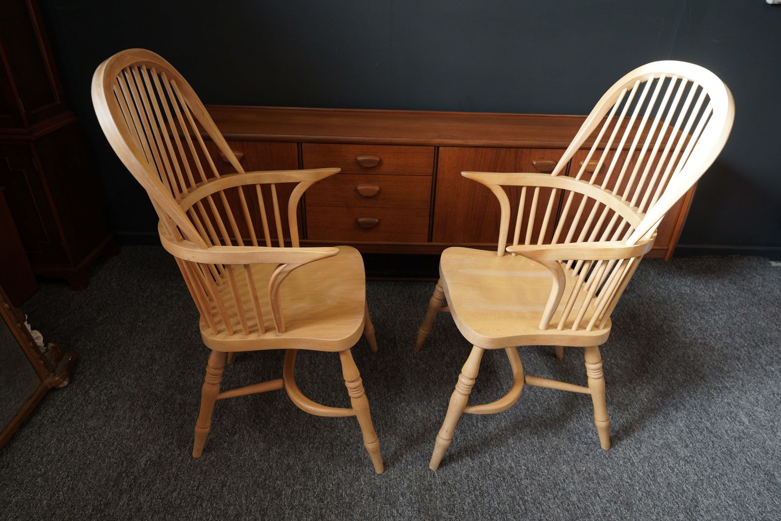 British Windsor Carver Armchairs In Solid Beech – United Kingdom, Mid 20th Century photo Furniture