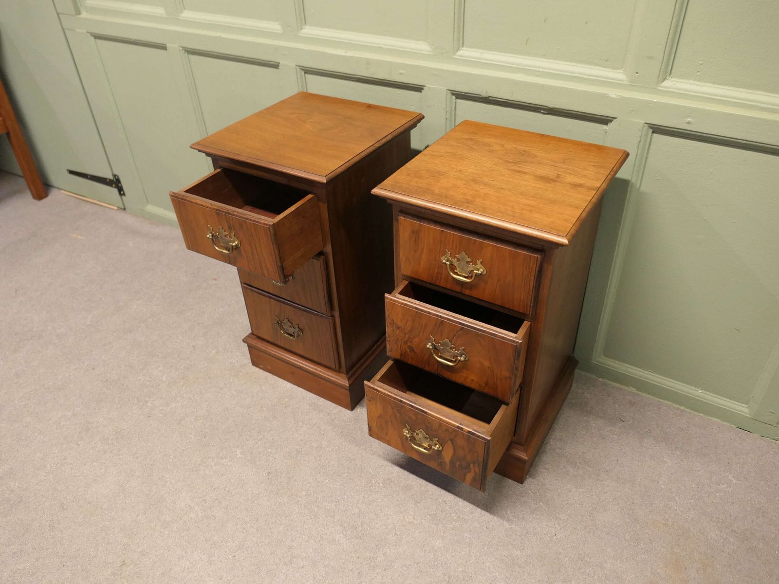 A Pair Of Art Deco Walnut Bedside Chest Of Drawers photo for sale