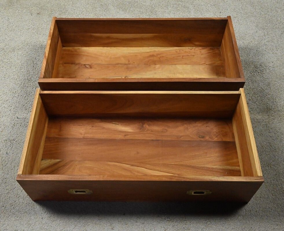 photo vintage Solid Mahogany Marine Chest Of Drawers, India – 20th Century