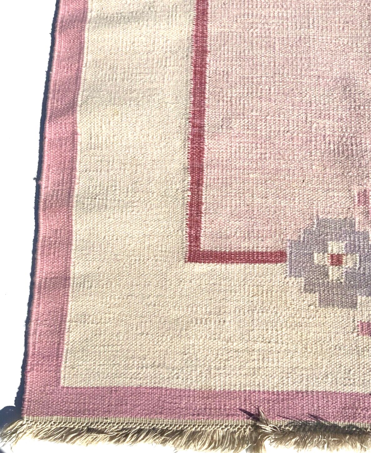 Swedish Pink Wool Rug Flat Weave Kilim Rölakan Rug 1960, Large 200cm X 140 Cm photo vinterior