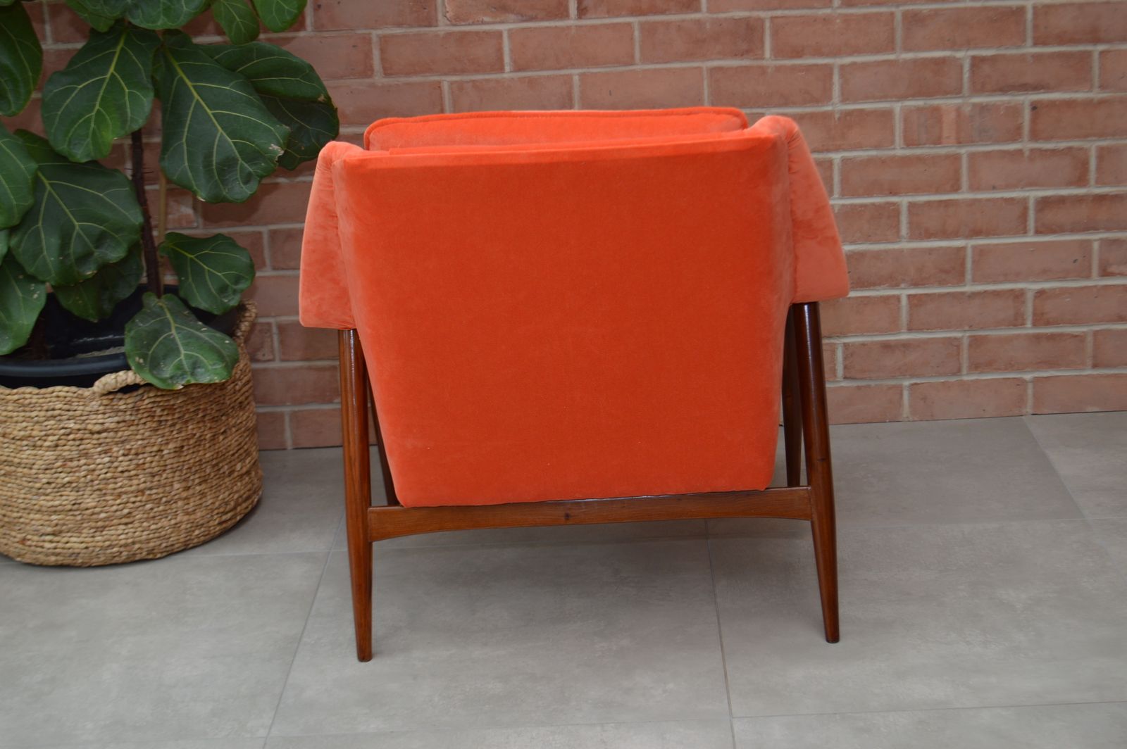 Mid Century Parker Knoll "New Menton" Model Pk940 Teak Armchair, Orange Velvet Upholstery photo vintage