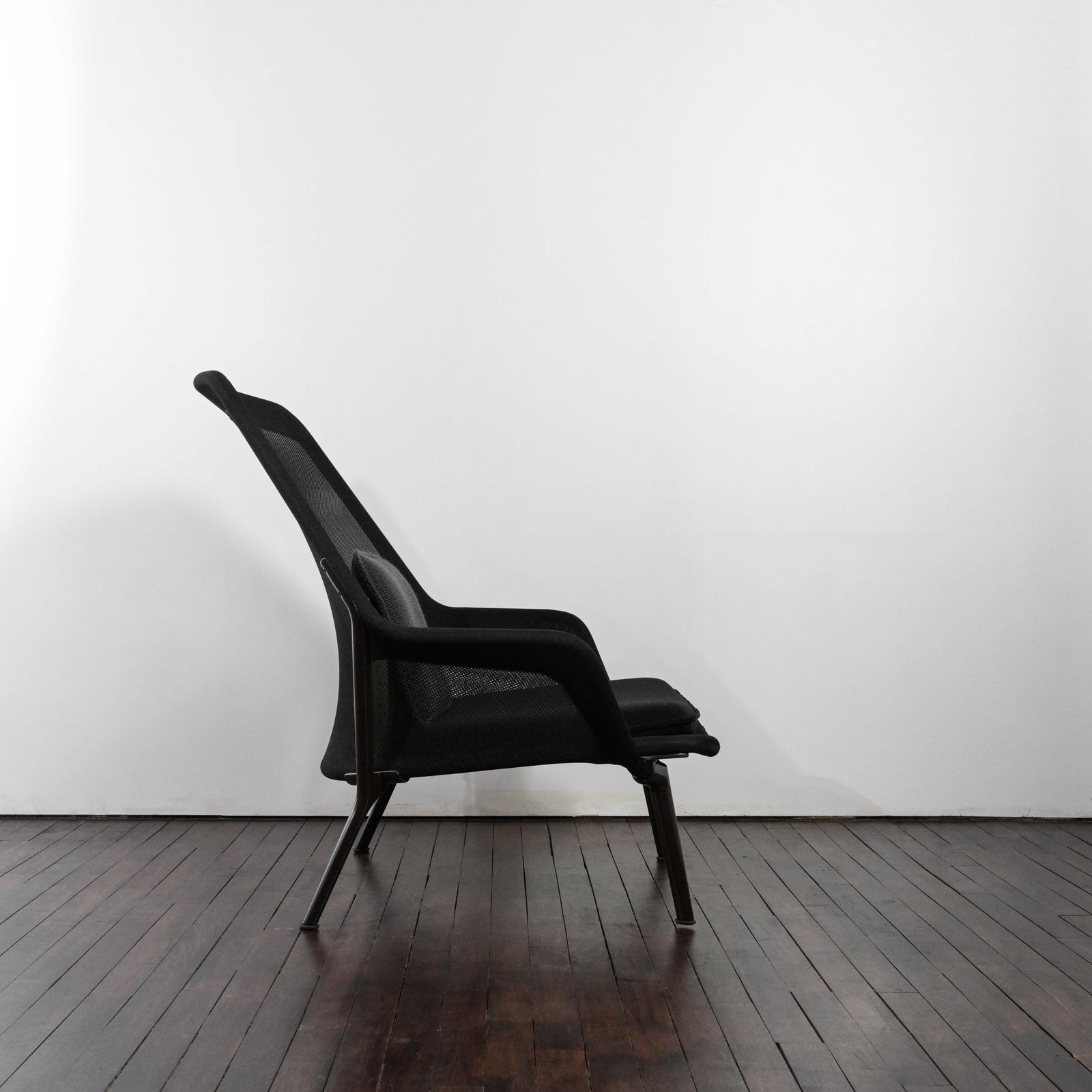 Slow Chair Designed By Erwan & Ronan Bouroullec In 2006 For Vitra photo for sale