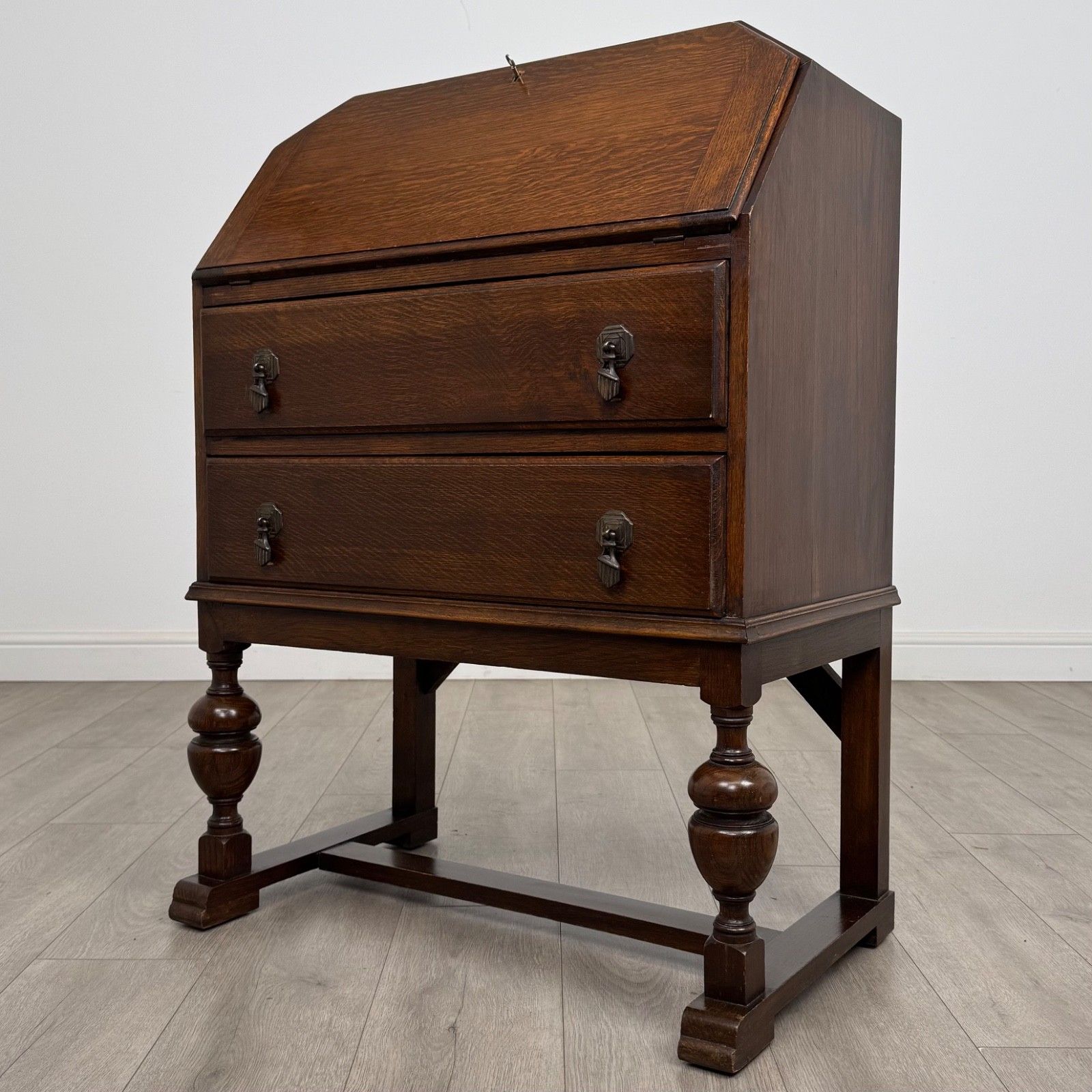 Antique 20th Century Good Quality Bureau In Oak photo for sale