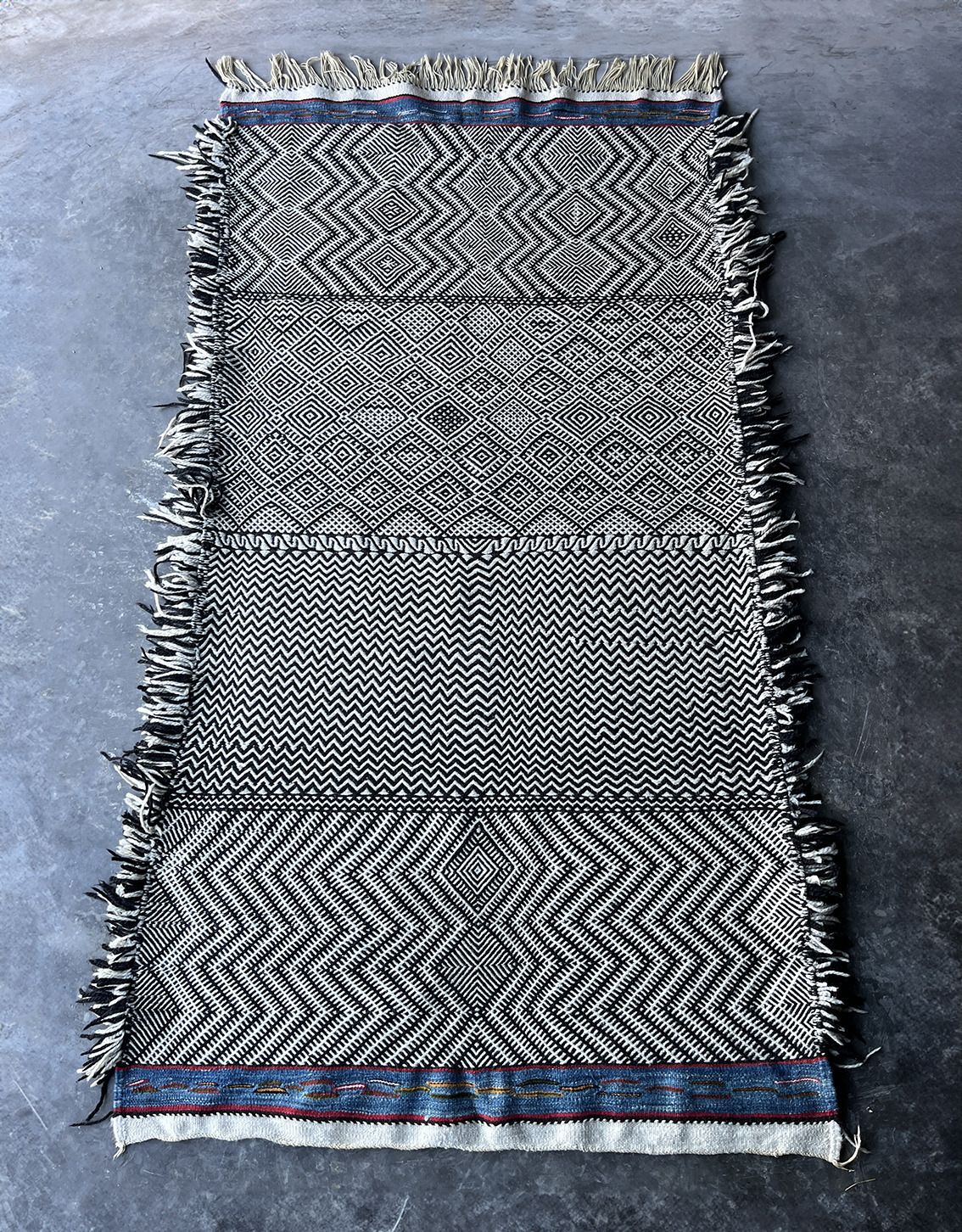 Vintage Moroccan Zanafi Rug, Late 20th Century photo furniture