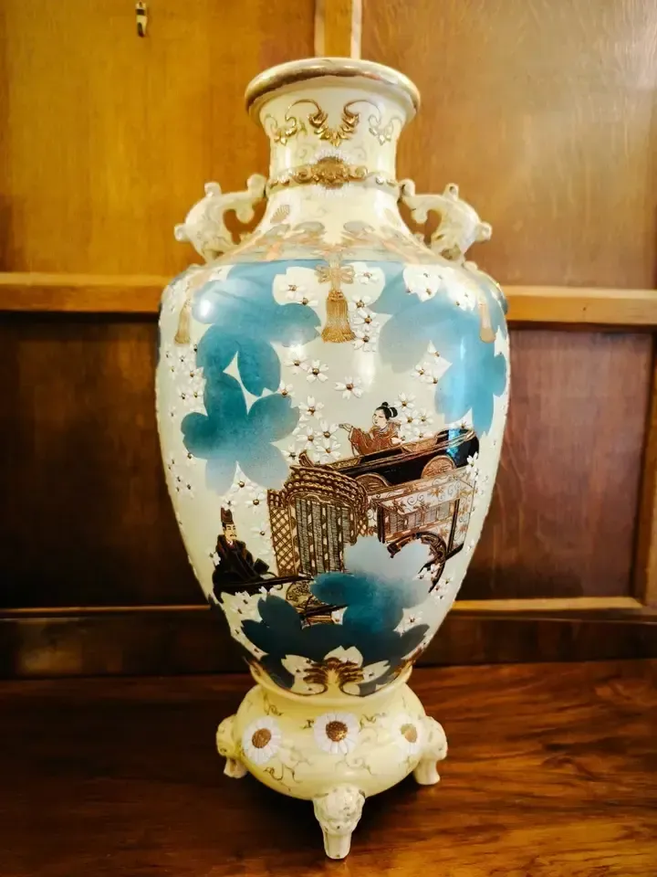 A Pair Of Exceptionally Large Japanese Mirror Vases photo vintage