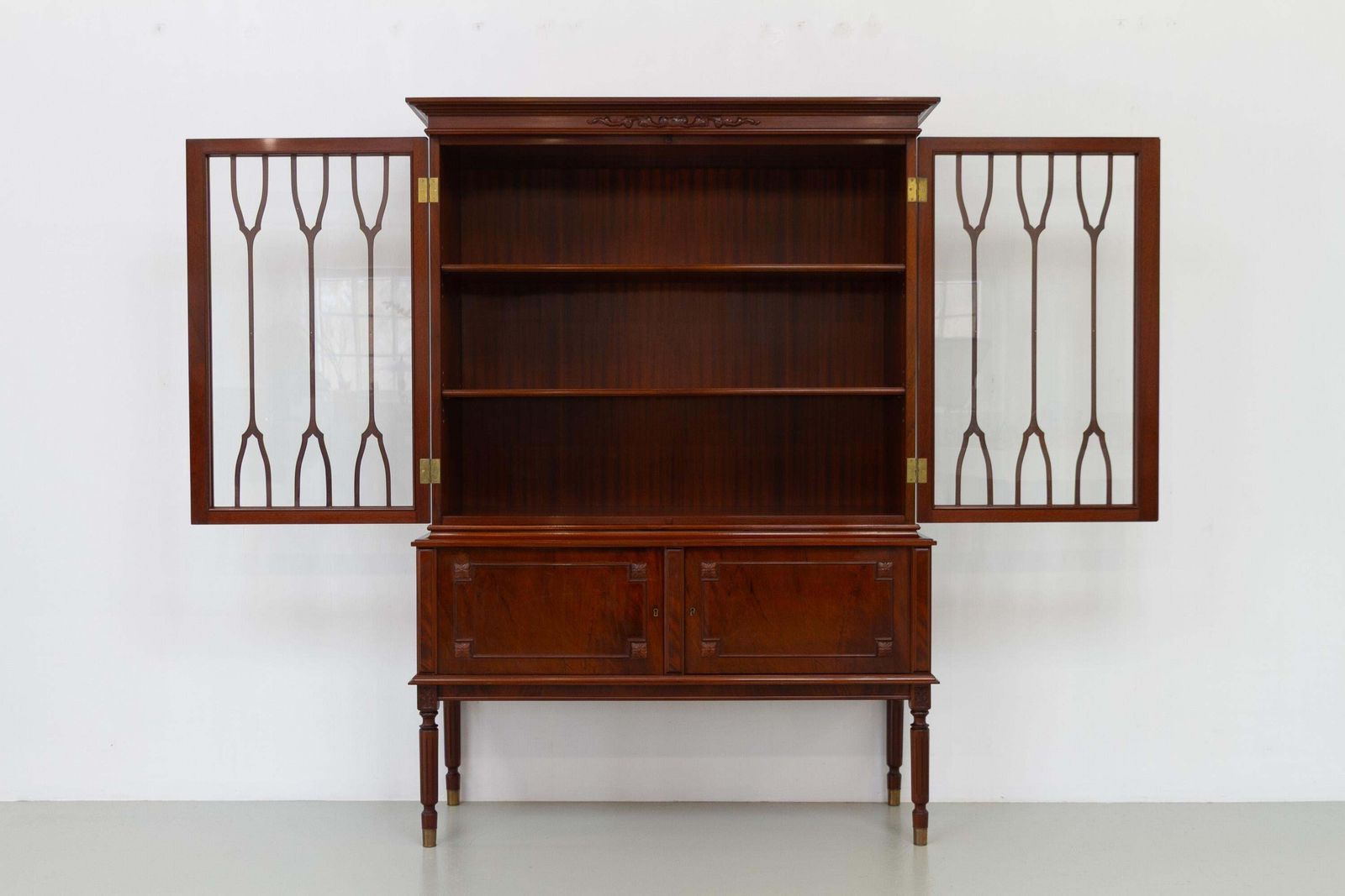 Danish Hepplewhite Mahogany Display Cabinet By Farre Møbelfabrik, 1970s. photo 2139.0