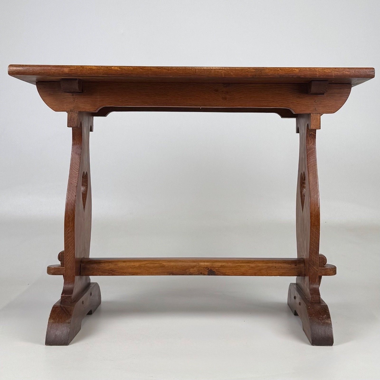 Antique 20th Century Arts & Crafts Coffee Table In Golden Oak photo 365.0