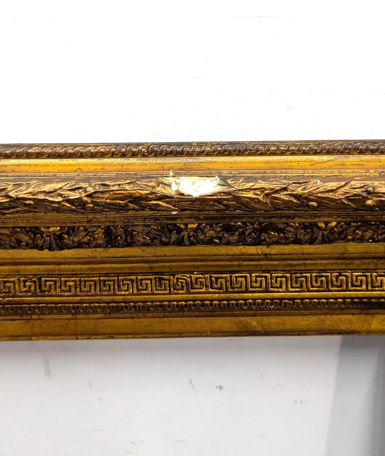 1900s Frame To Be Restored, Made Of Wood And Gilded Stucco, 66x55 Cm photo 546.0