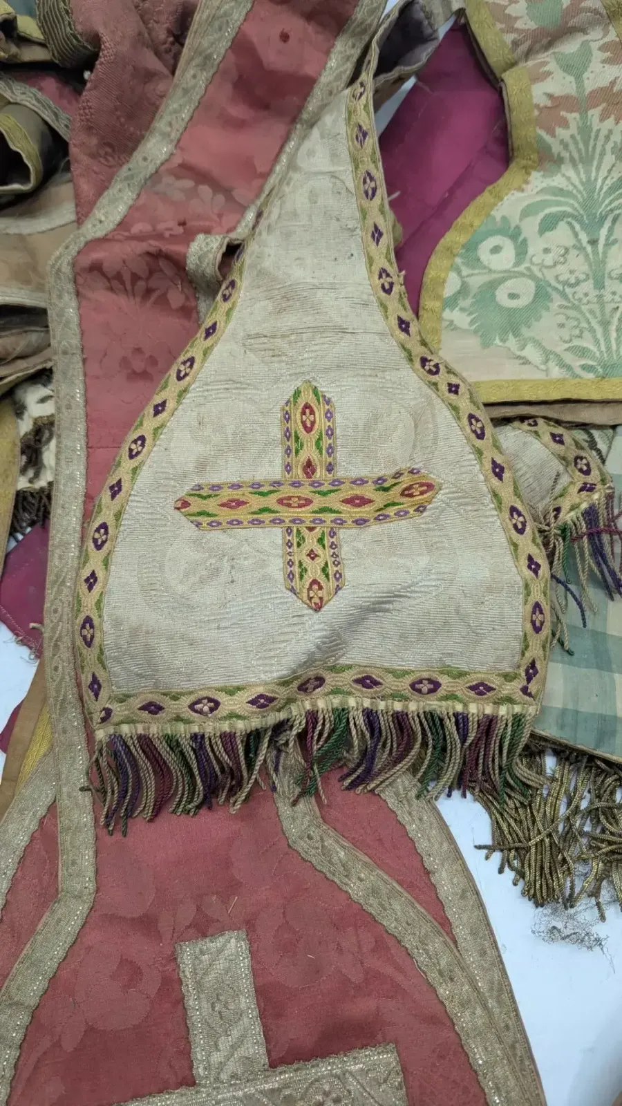 Important Collection Of Embroidered And Woven Liturgical Vestments And Coverings, With Handwritten Provenance – France, 18th–19th Century photo Textiles