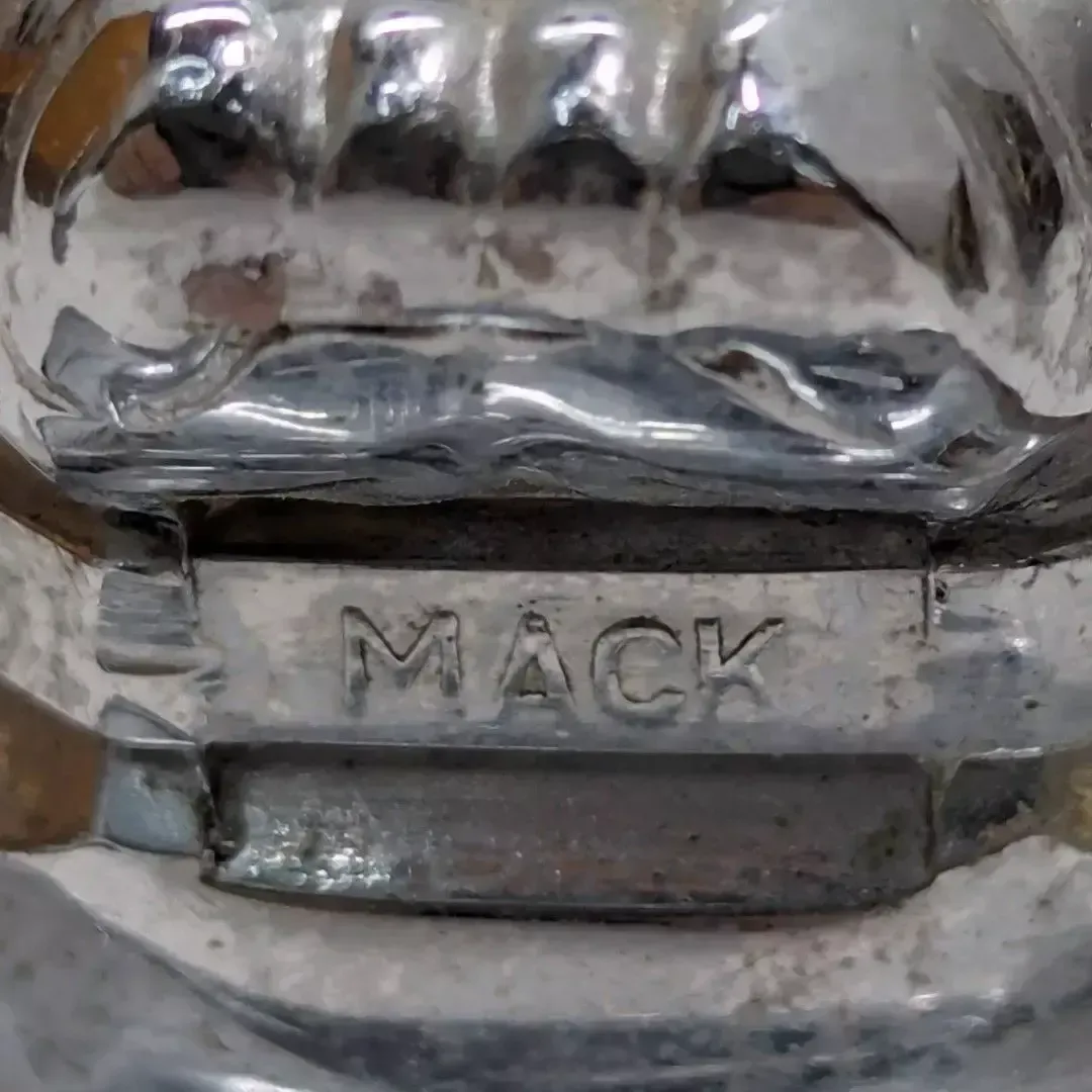 Mack Trucks Cigar Ashtray With Bulldog Design photo vinterior