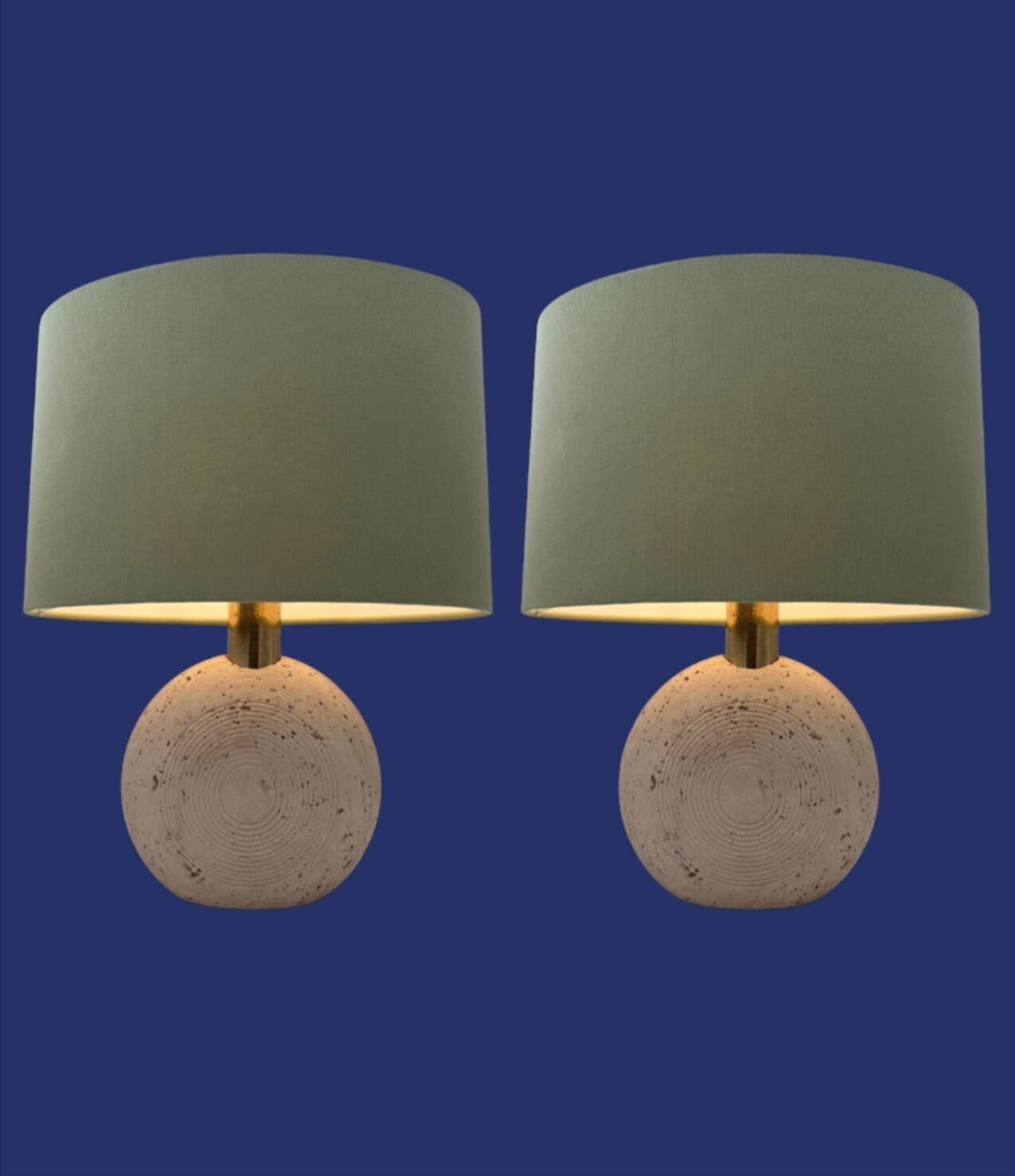A Pair Of Circular Italian 1970s Travertine And Brass Lamps By Frattelli Manelli photo buy