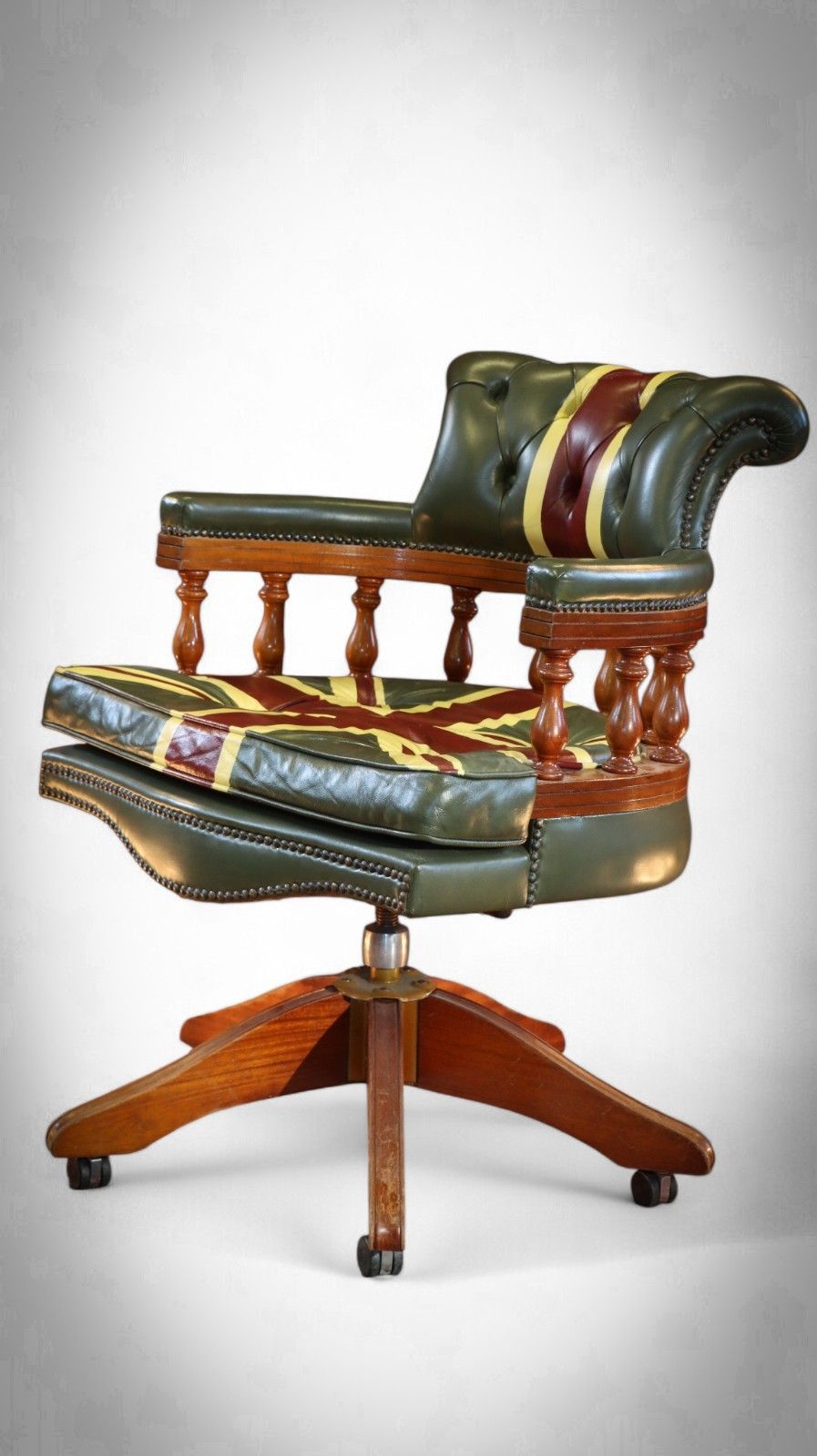 Stunning Rare Captains Swivel Leather Armchair Union Jack Possibly George Smith